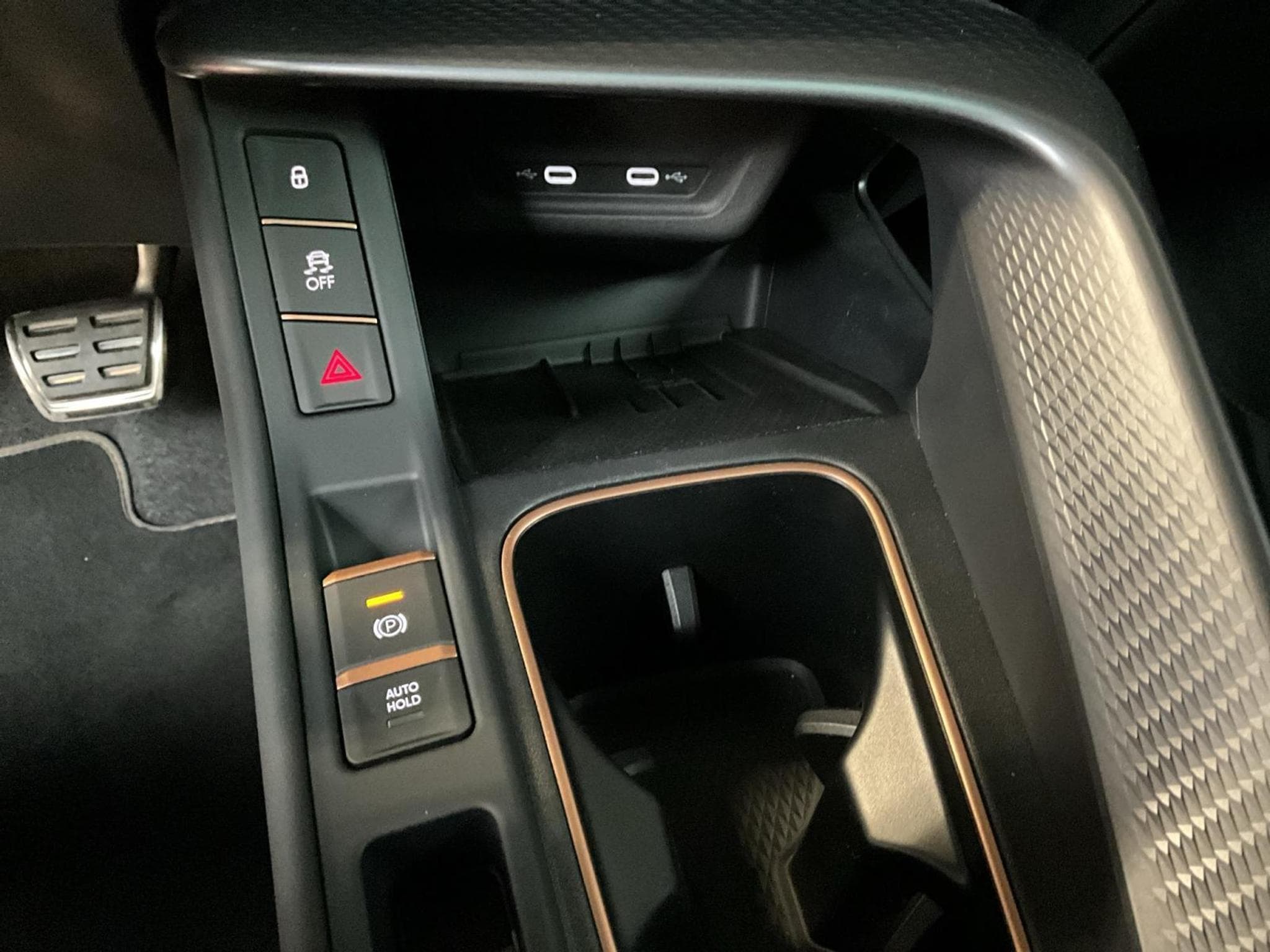 Cupra Terramar Pure-Performance+DSG+AHK+Digital-Drive+Moon-Light+Pano (2026) - Photo 22