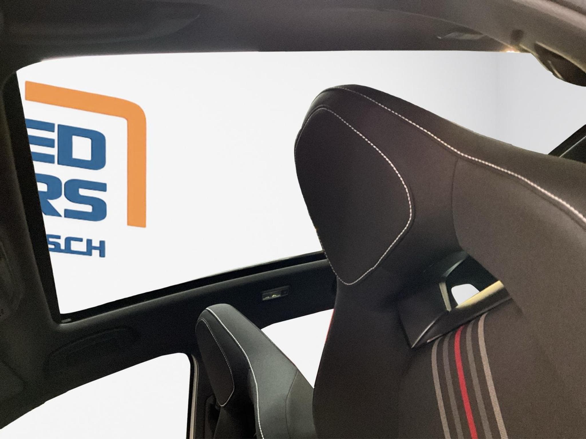 Skoda Kamiq Monte-Carlo+DSG+LED+NAVI+DAB+PANO (2025) - Photo 15