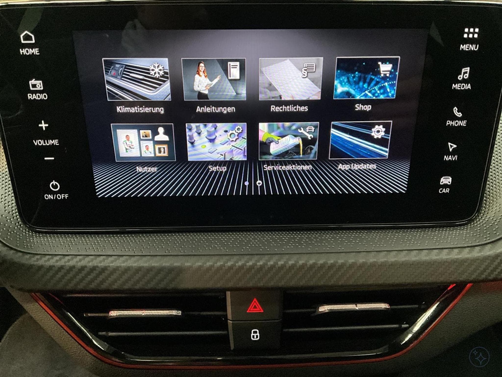 Skoda Kamiq Monte-Carlo+DSG+LED+NAVI+DAB+PANO (2025) - Photo 20