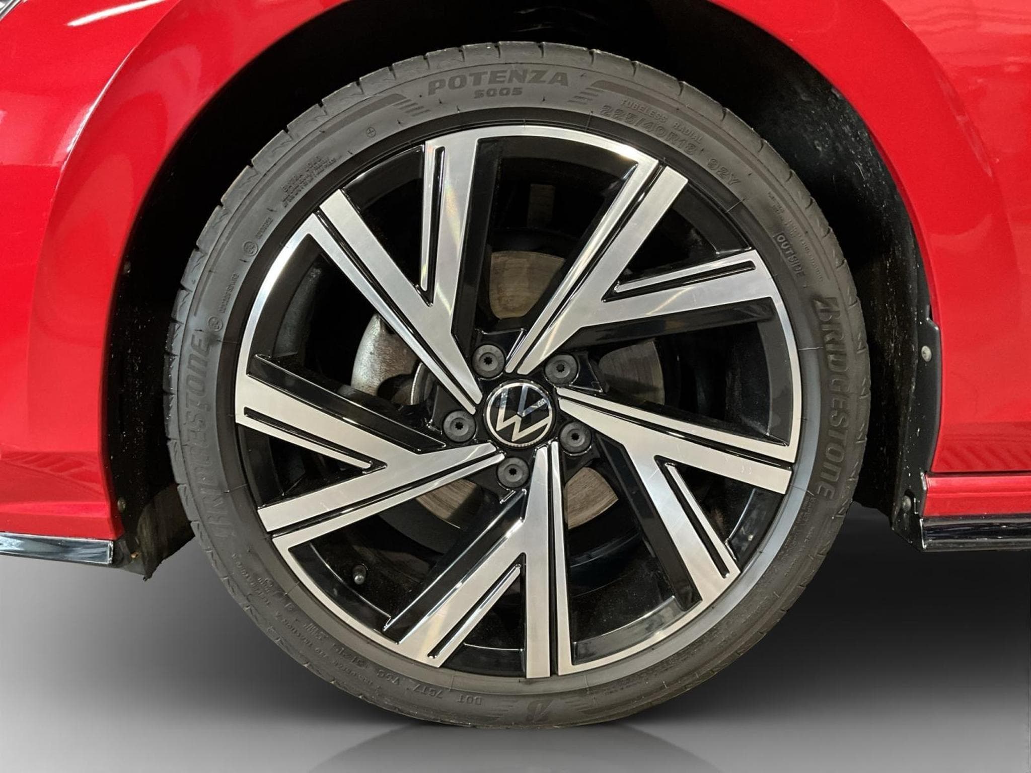 VW Golf R-Line+DSG+Navi+RearView+LED (2022) - Foto 8