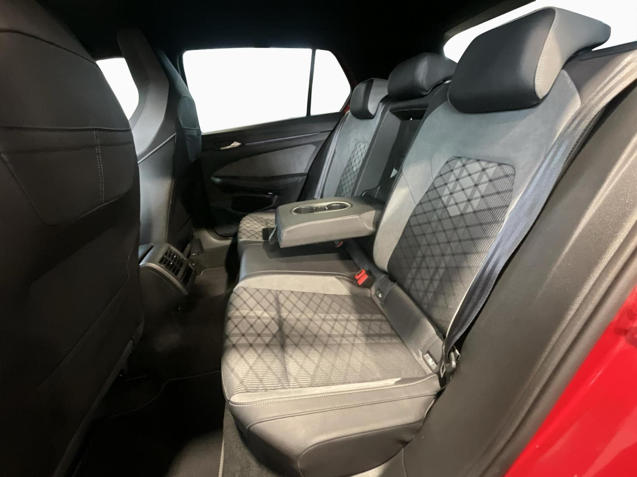 VW Golf R-Line+DSG+Navi+RearView+LED (2022) - Foto 15