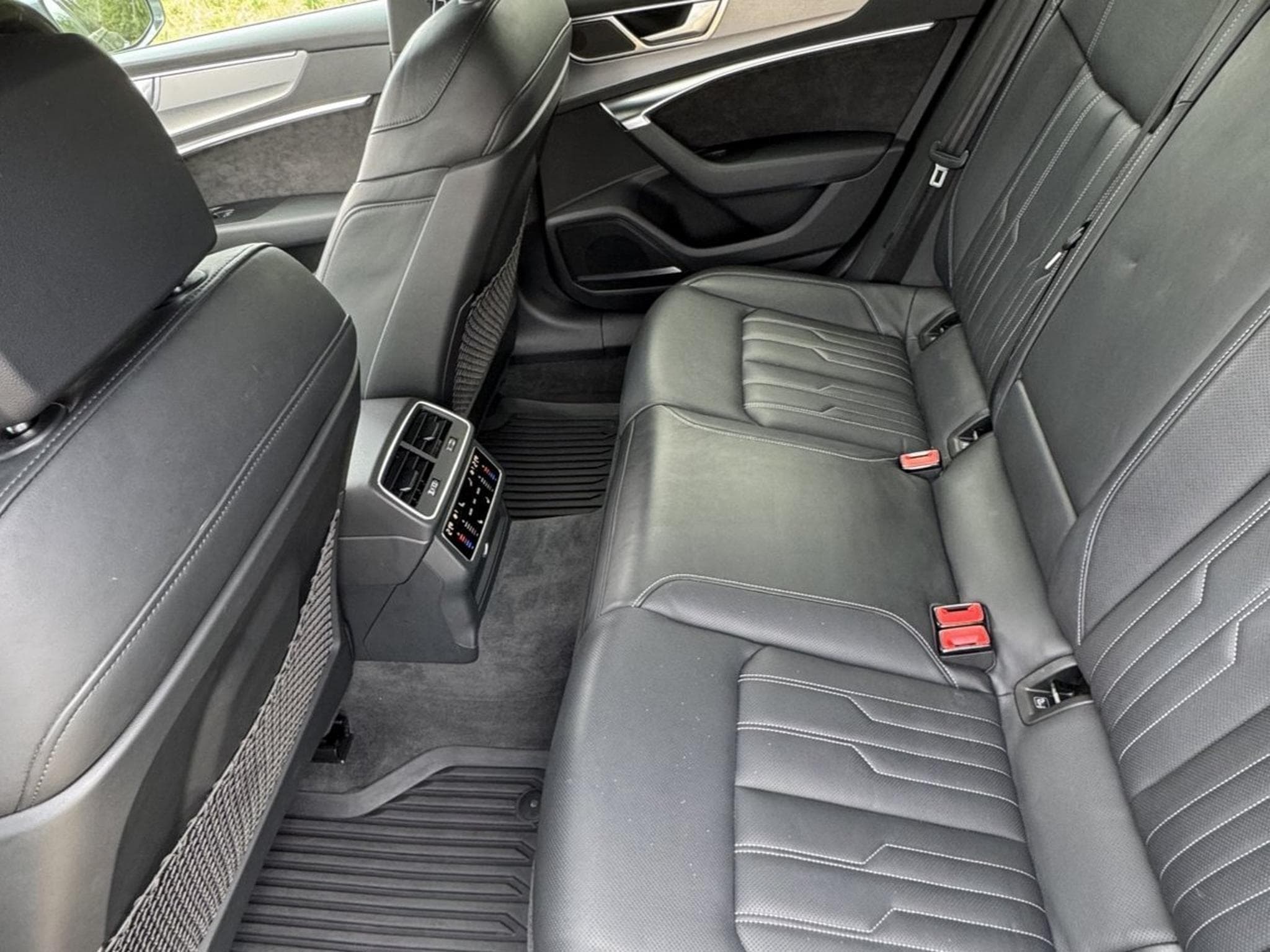 Audi S6 Avant TDI quattro Matrix Luft Massage (2019) - Photo 12
