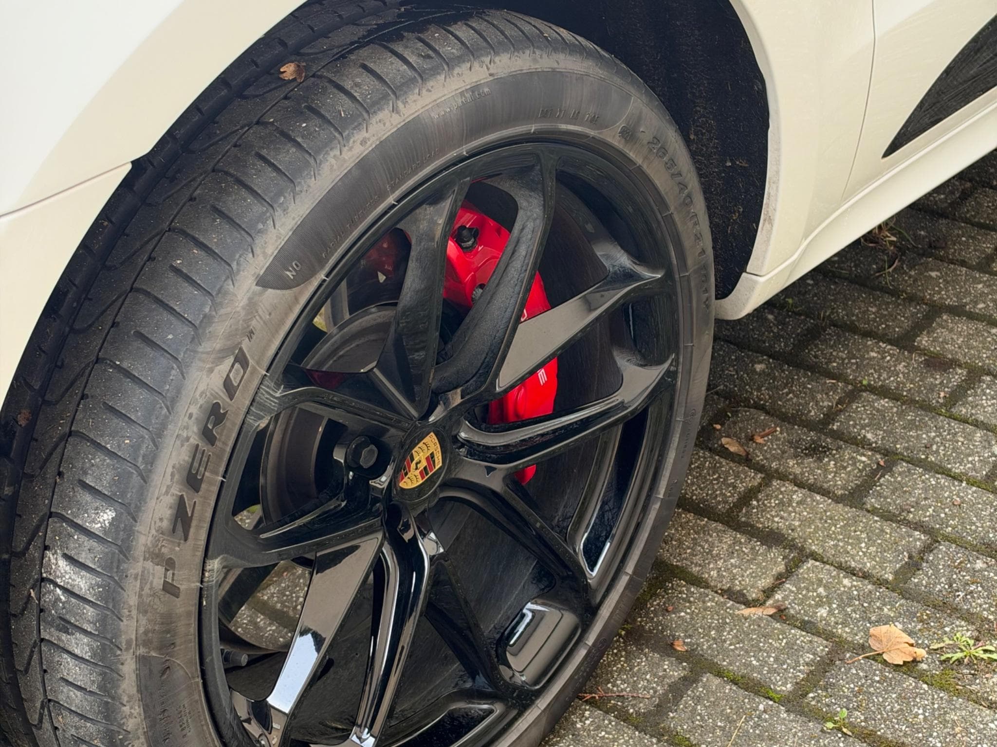 Porsche Macan Gts (2022) - Photo 2