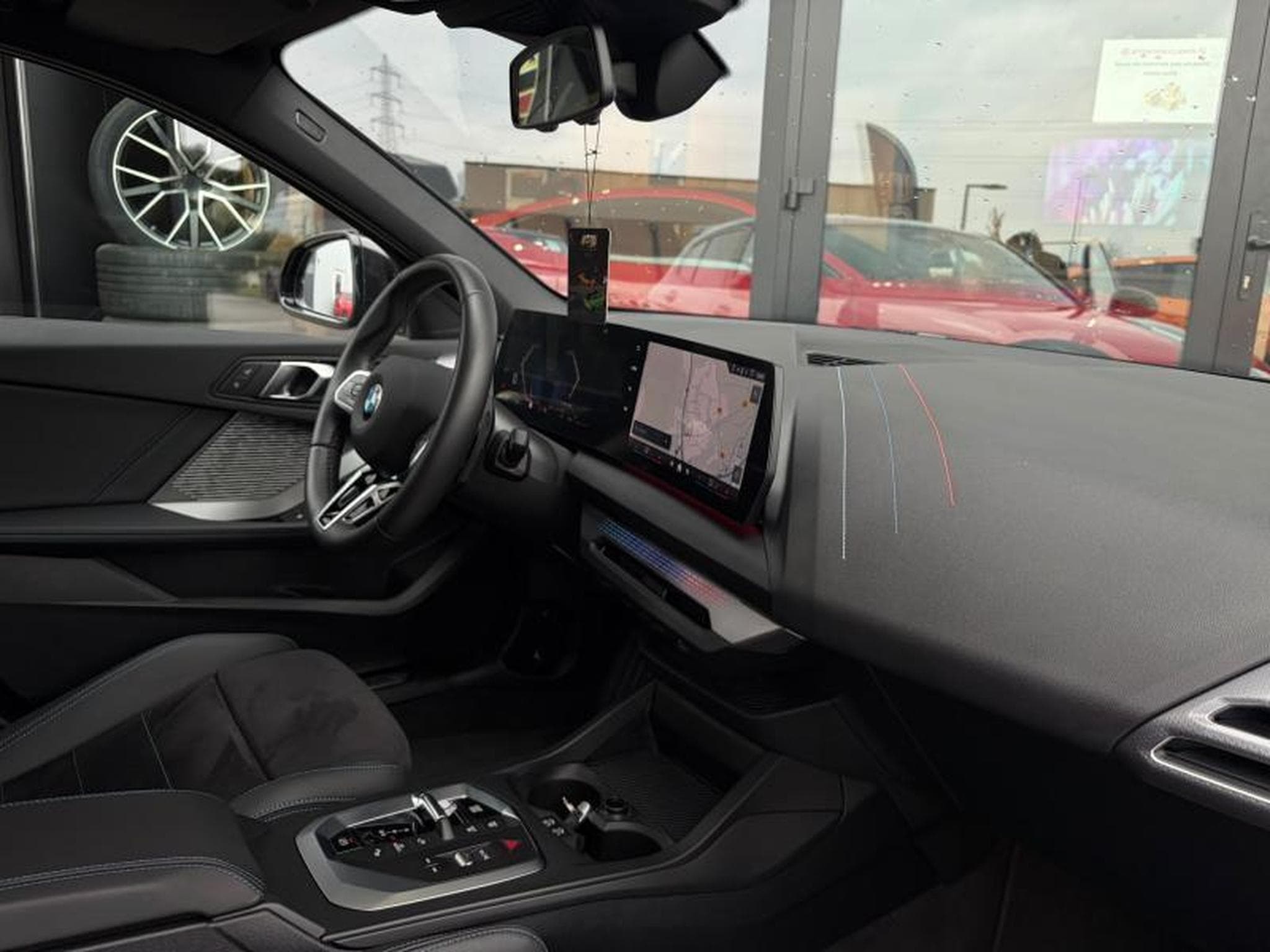 BMW 116 i Pack M/Camera/CarPlay (2026) - Photo 12