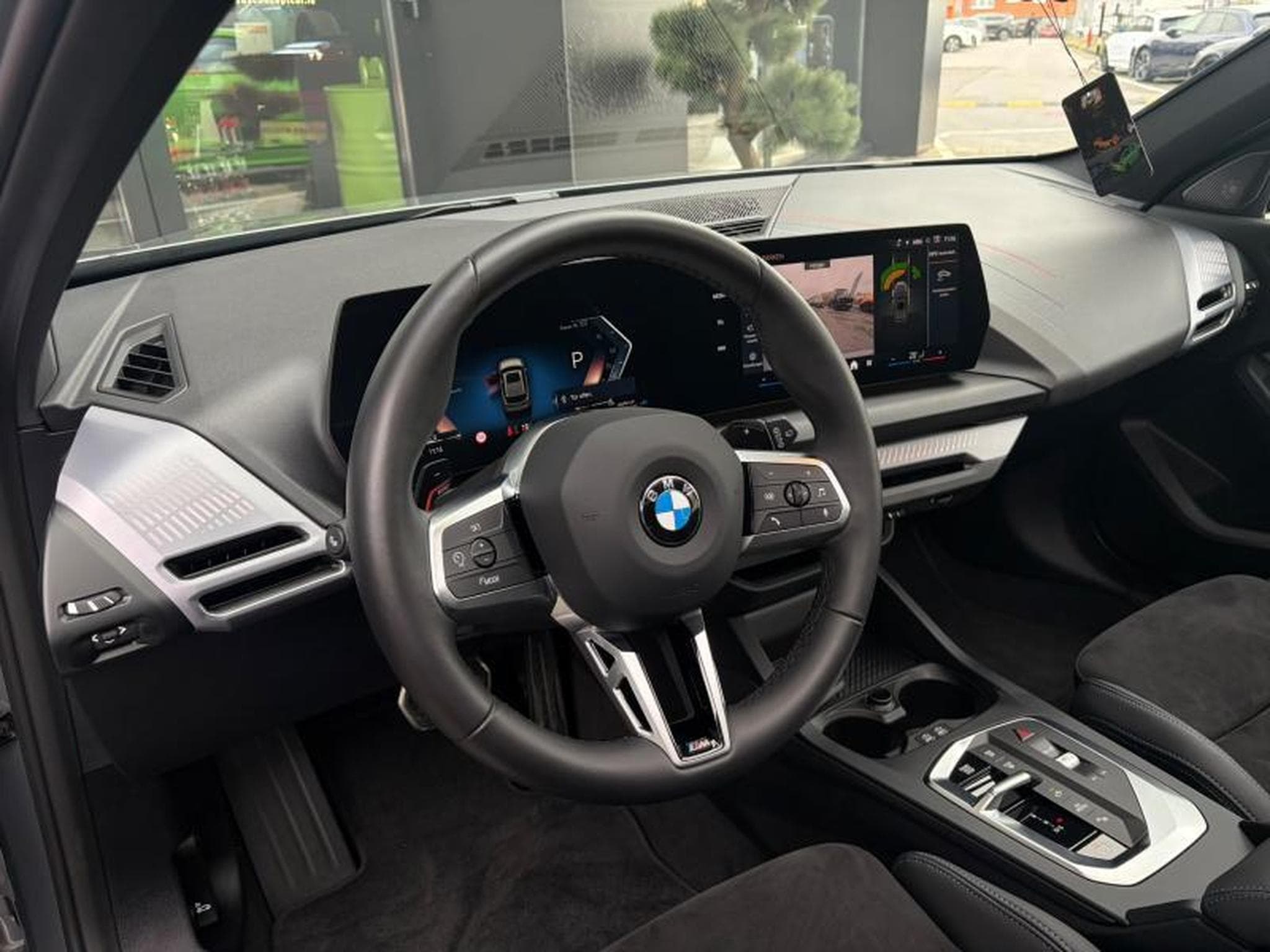 BMW 116 Pack M/Toit ouvrant/Camera (2026) - Photo 6