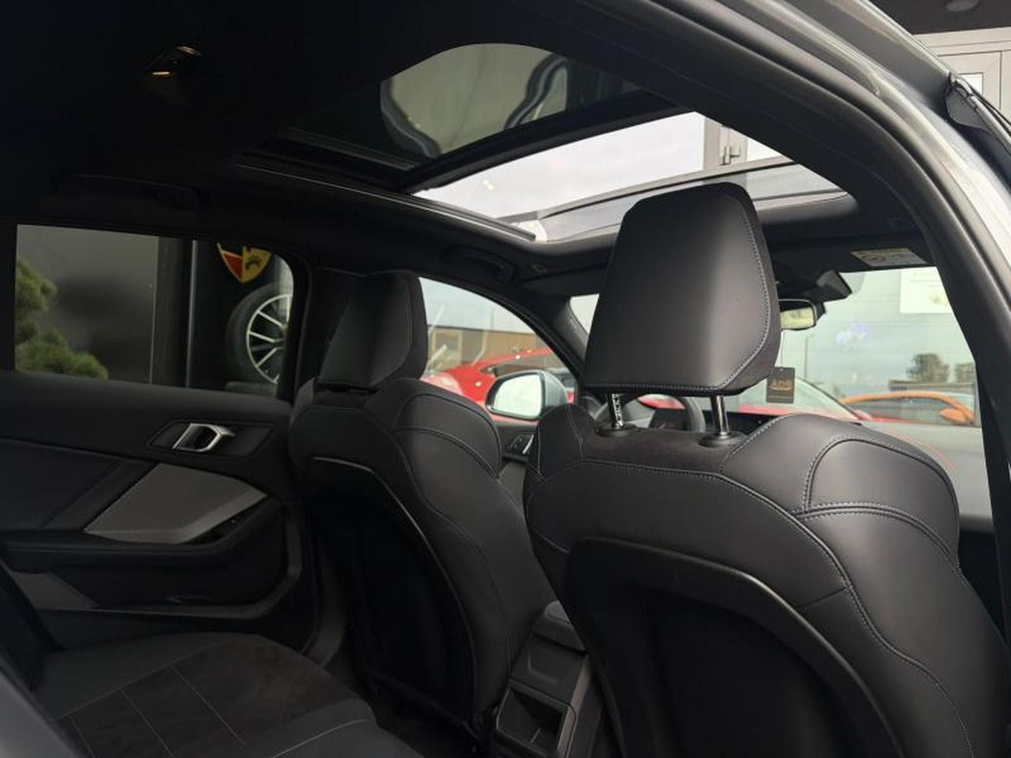 BMW 116 Pack M/Toit ouvrant/Camera (2026) - Photo 16