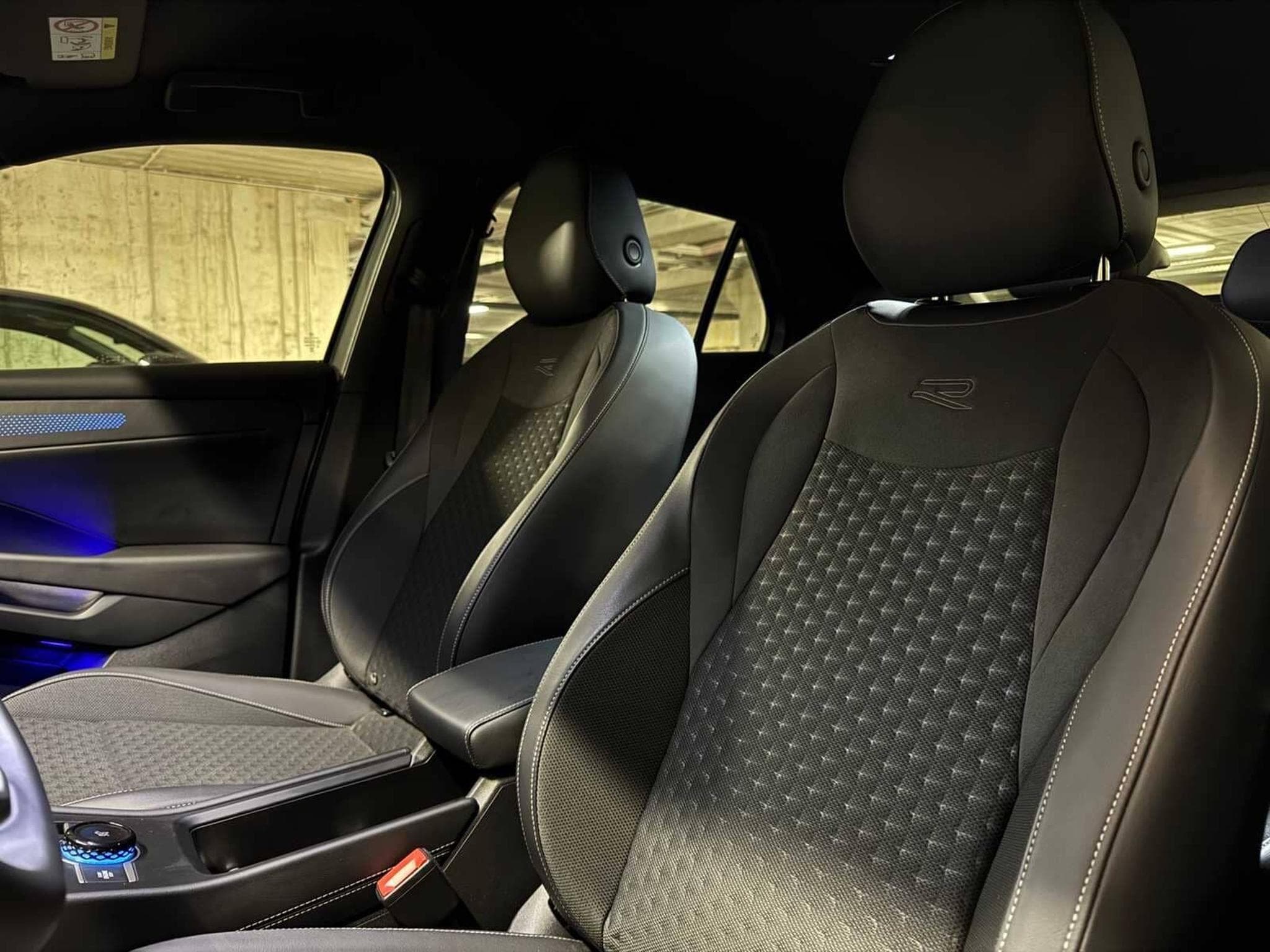 VW T-Roc R-Line (2026) - Photo 44
