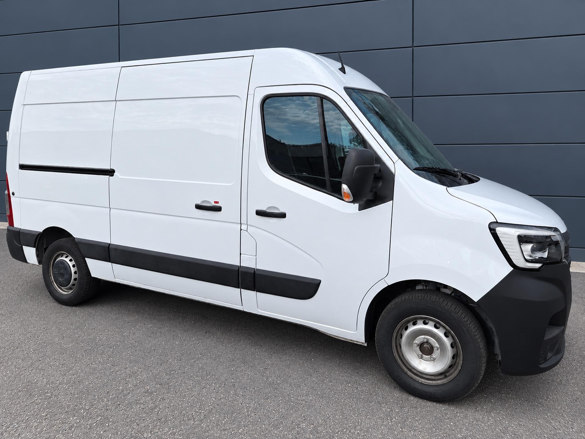 Renault Master III FOURGON L2 H2 2.3 DCI 135 GRAND CONFORT (2019) - Foto 2