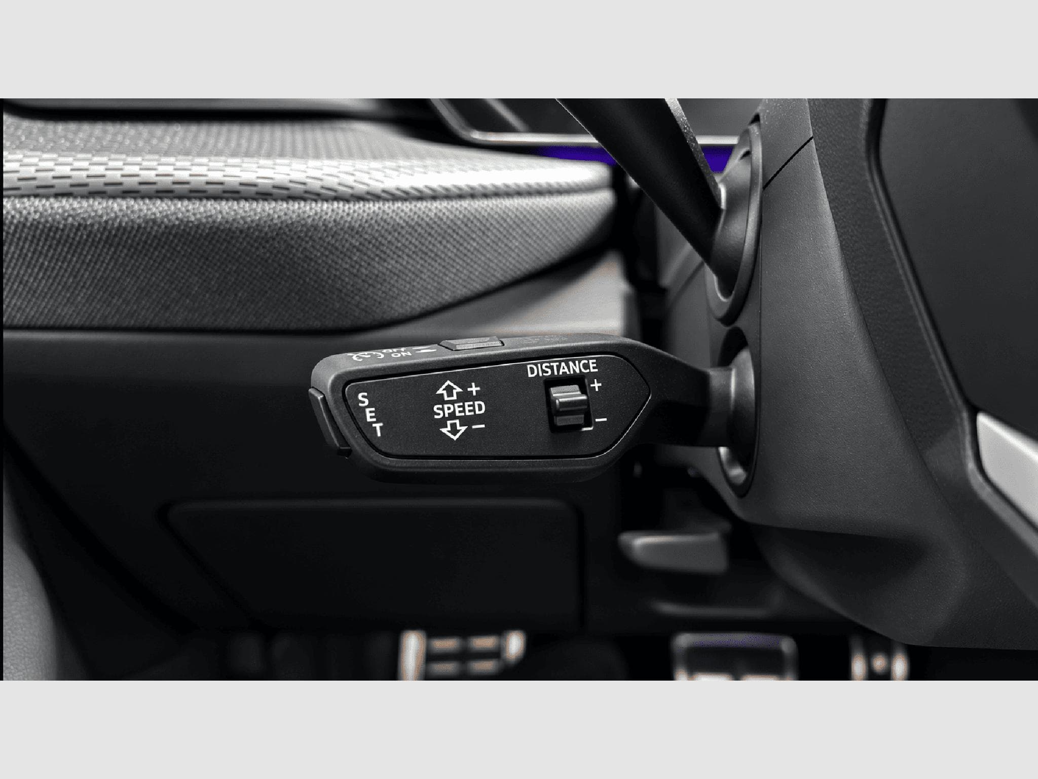 Audi Q5 2.0 TDI 204 S LINE EDITION QUATTRO - Matrix LED (2026) - Photo 24