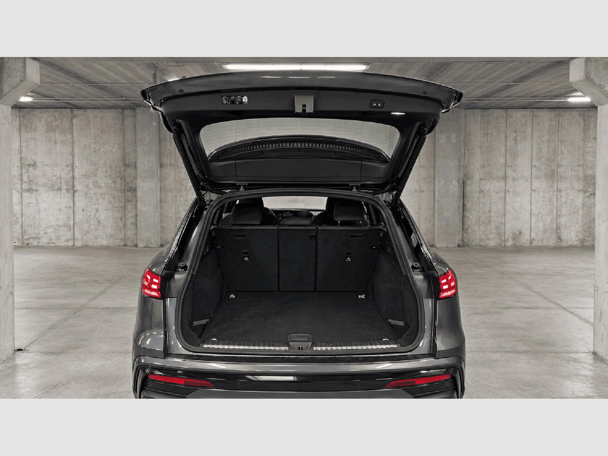 Audi Q5 2.0 TDI 204 S LINE EDITION QUATTRO - Matrix LED (2026) - Photo 11