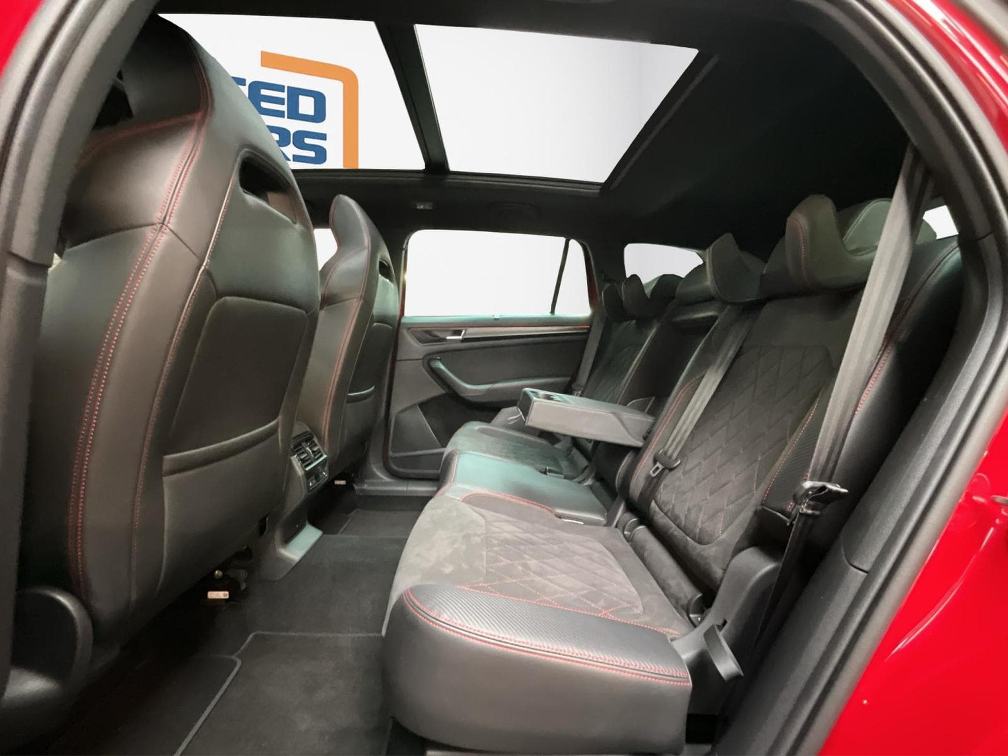 Skoda Kodiaq RS+DSG+4x4+Pano+LM20+AHK+P.RS+ (2024) - Photo 13