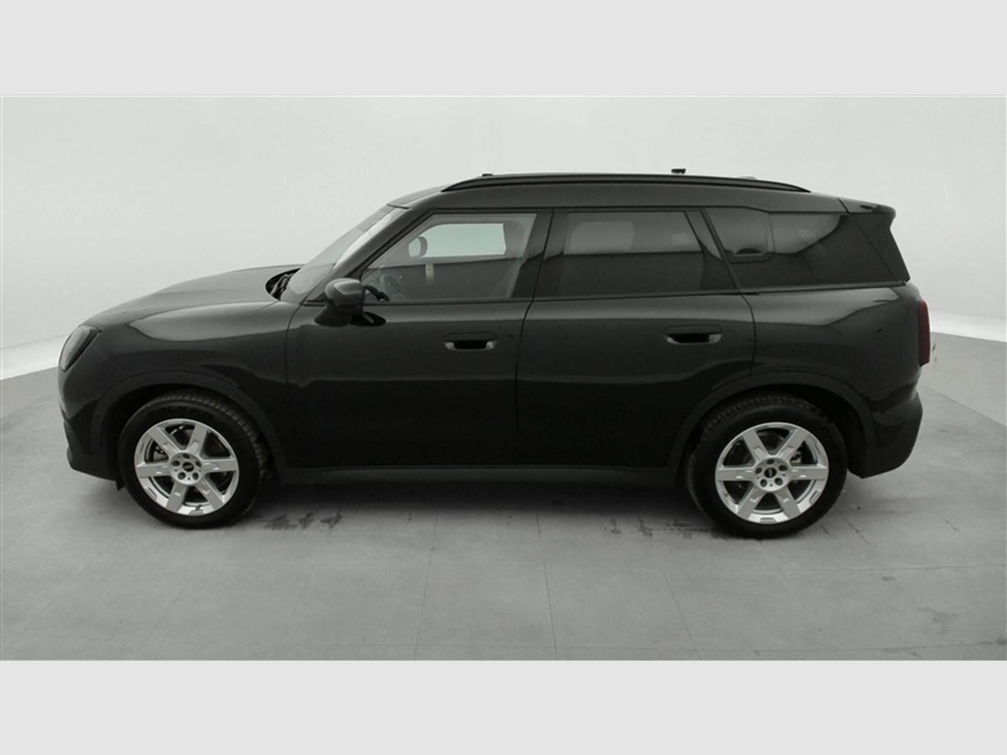 MINI Countryman 1.5A NAVI / FULL LED / CARPLAY (2026) - Photo 3