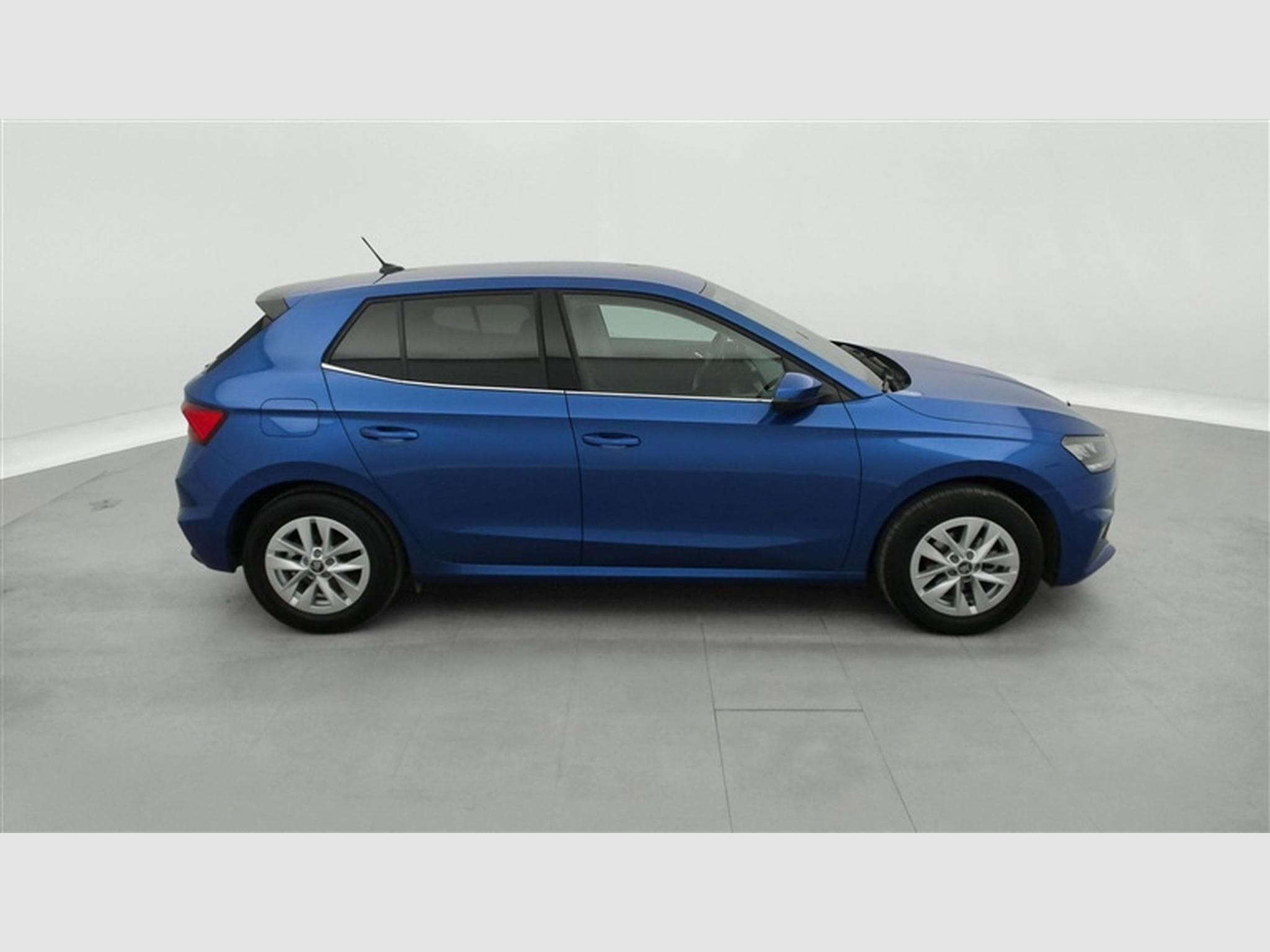 Skoda Fabia 1.0 TSI 95cv Selection CARPLAY / ALU / PDC (2025) - Photo 24