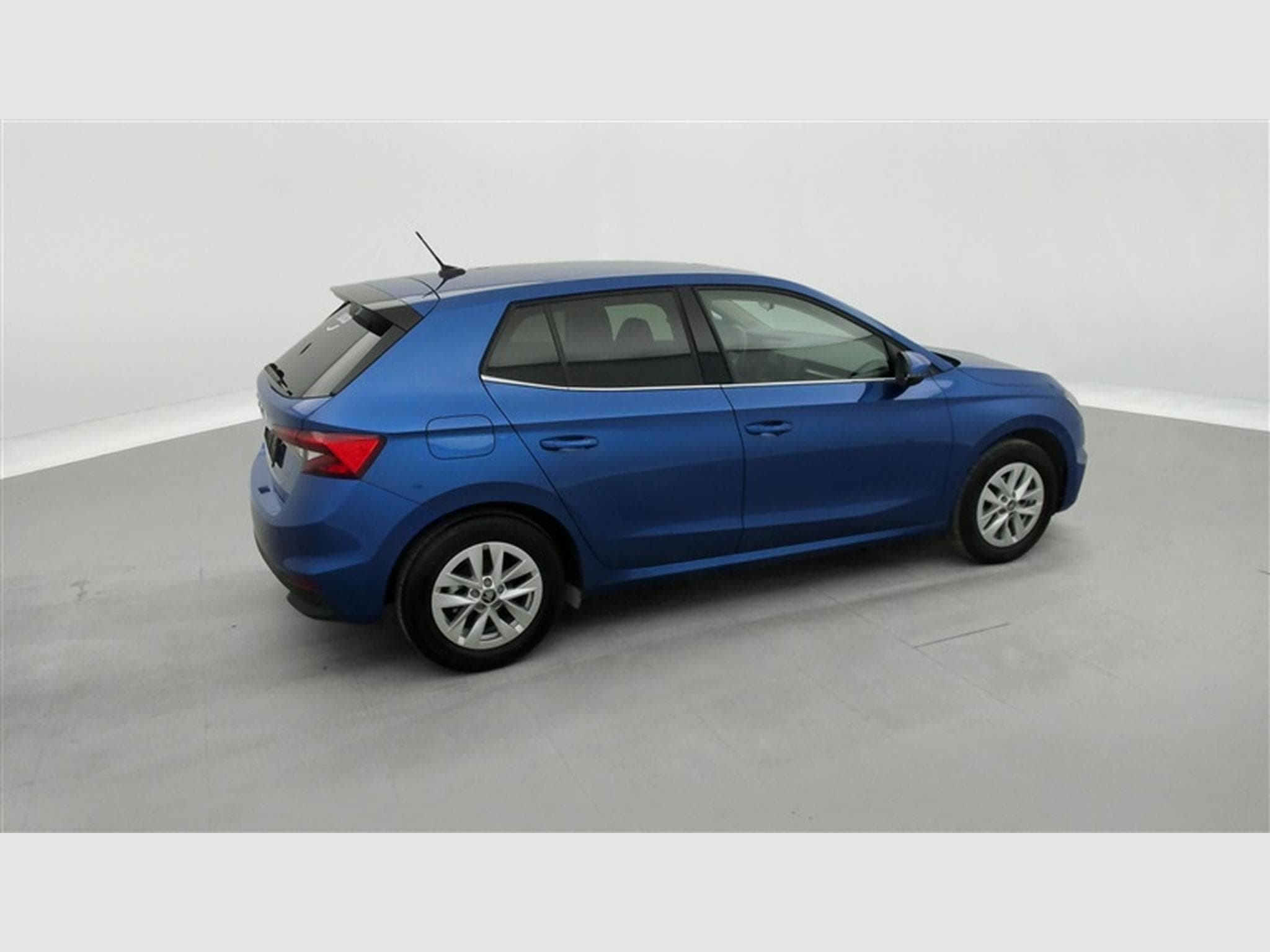 Skoda Fabia 1.0 TSI 95cv Selection CARPLAY / ALU / PDC (2025) - Photo 25