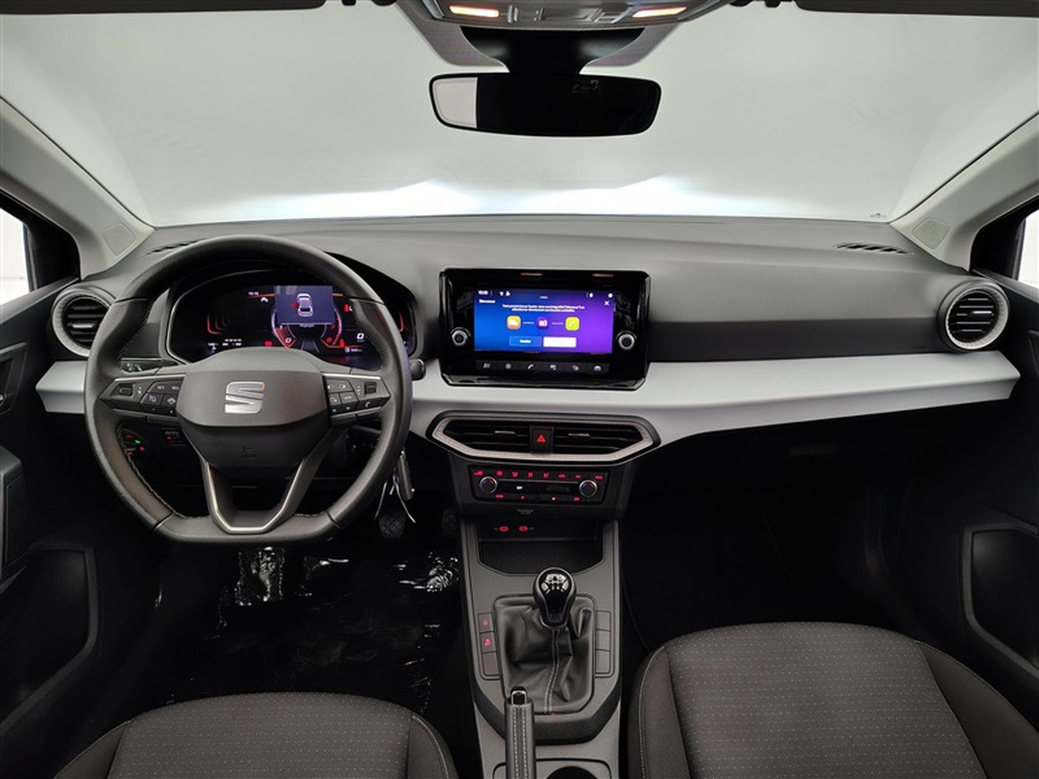 Seat Ibiza 1.0 TSI Style  Carplay / Led / PDC (2023) - Foto 8