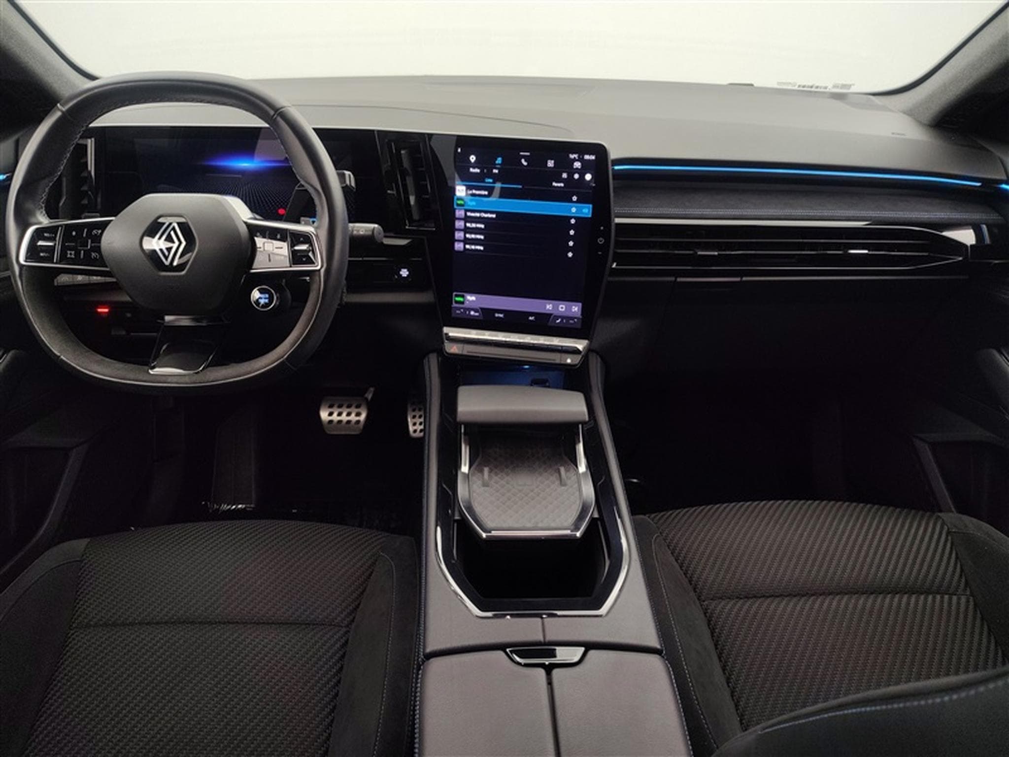 Renault Austral 1.2 E-Tech HEV Techno Esprit Alpine (2023) - Foto 8