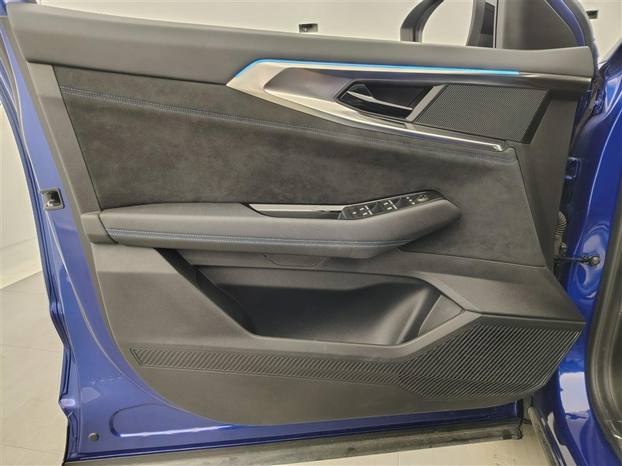 Renault Austral 1.2 E-Tech HEV Techno Esprit Alpine (2023) - Foto 17