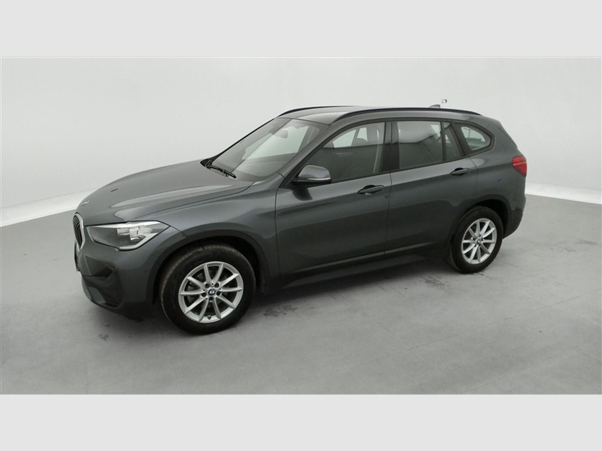 BMW X1 1.5 dA sDrive16 NAVI / CLIM / PDC AV-AR (2022) - Photo 19