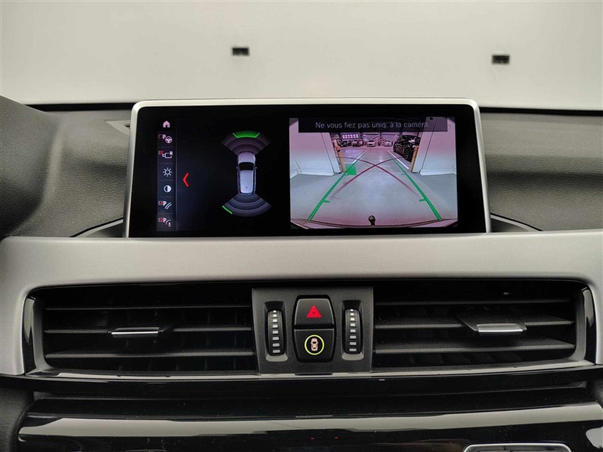 BMW X1 1.5 dA sDrive16 NAVI / CLIM / PDC AV-AR (2022) - Photo 17