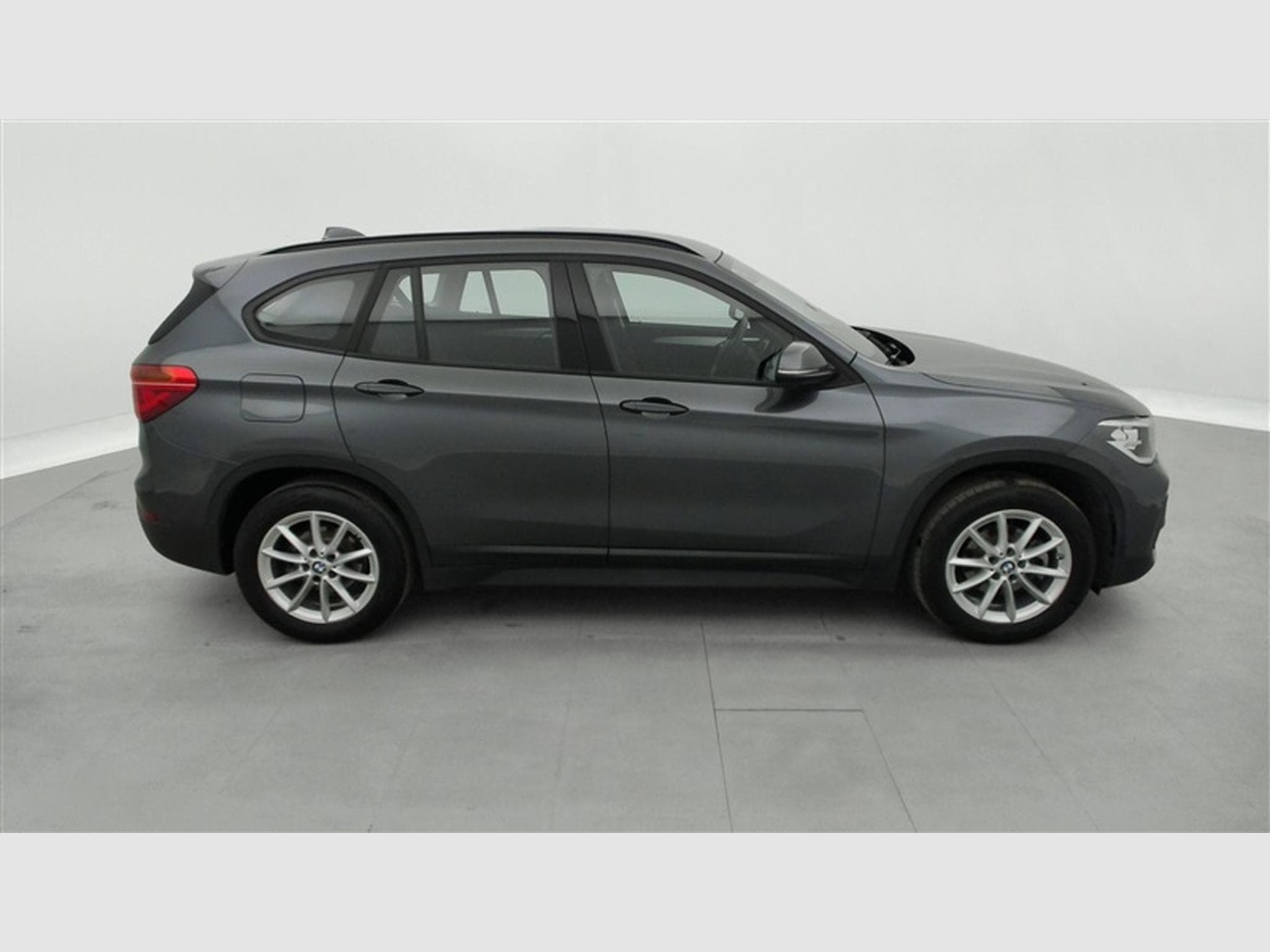 BMW X1 1.5 dA sDrive16 NAVI / CLIM / PDC AV-AR (2022) - Photo 22