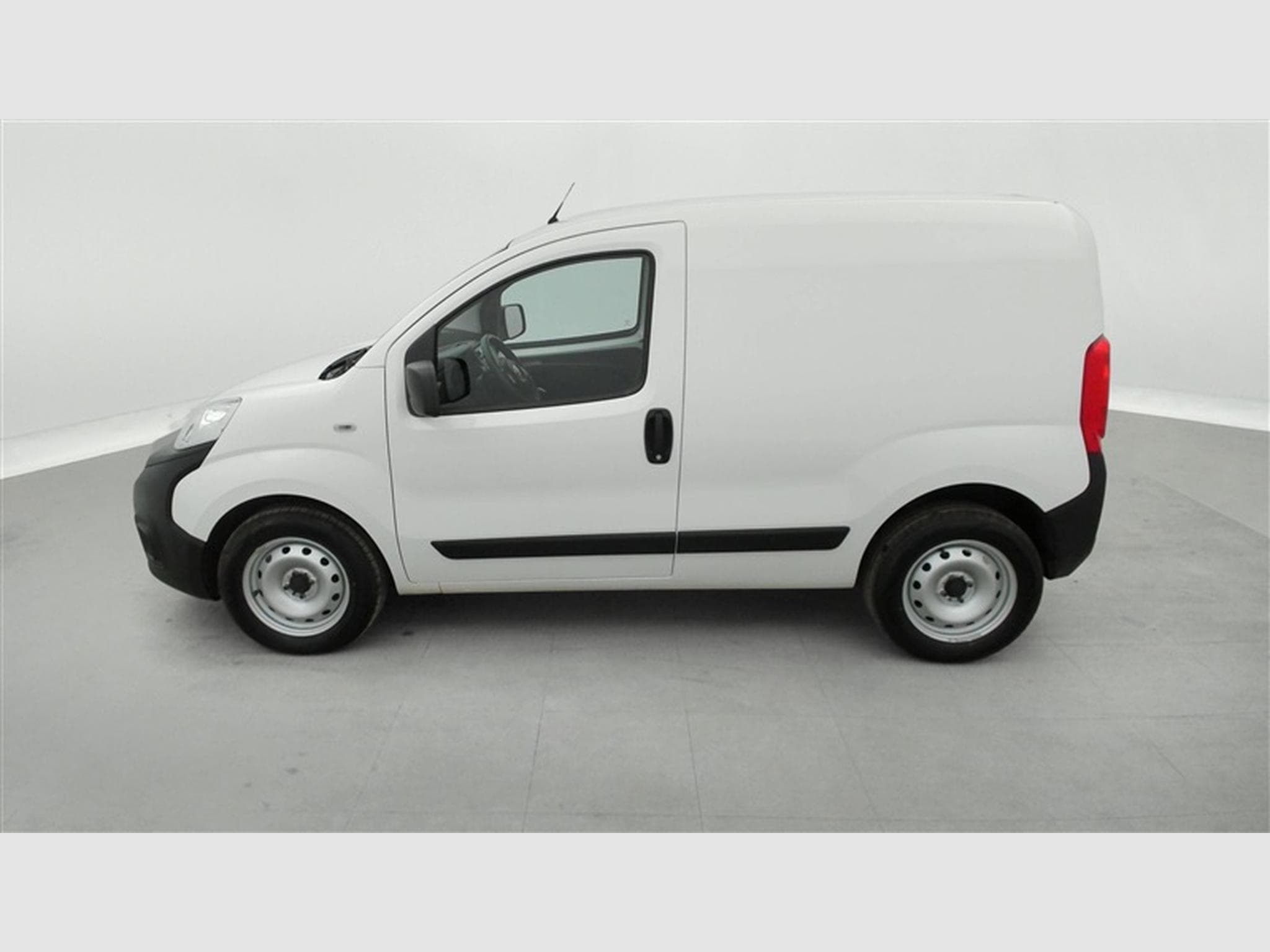 Fiat Fiorino 1.3 Multijet 95Cv Cargo CLIM (2022) - Photo 3