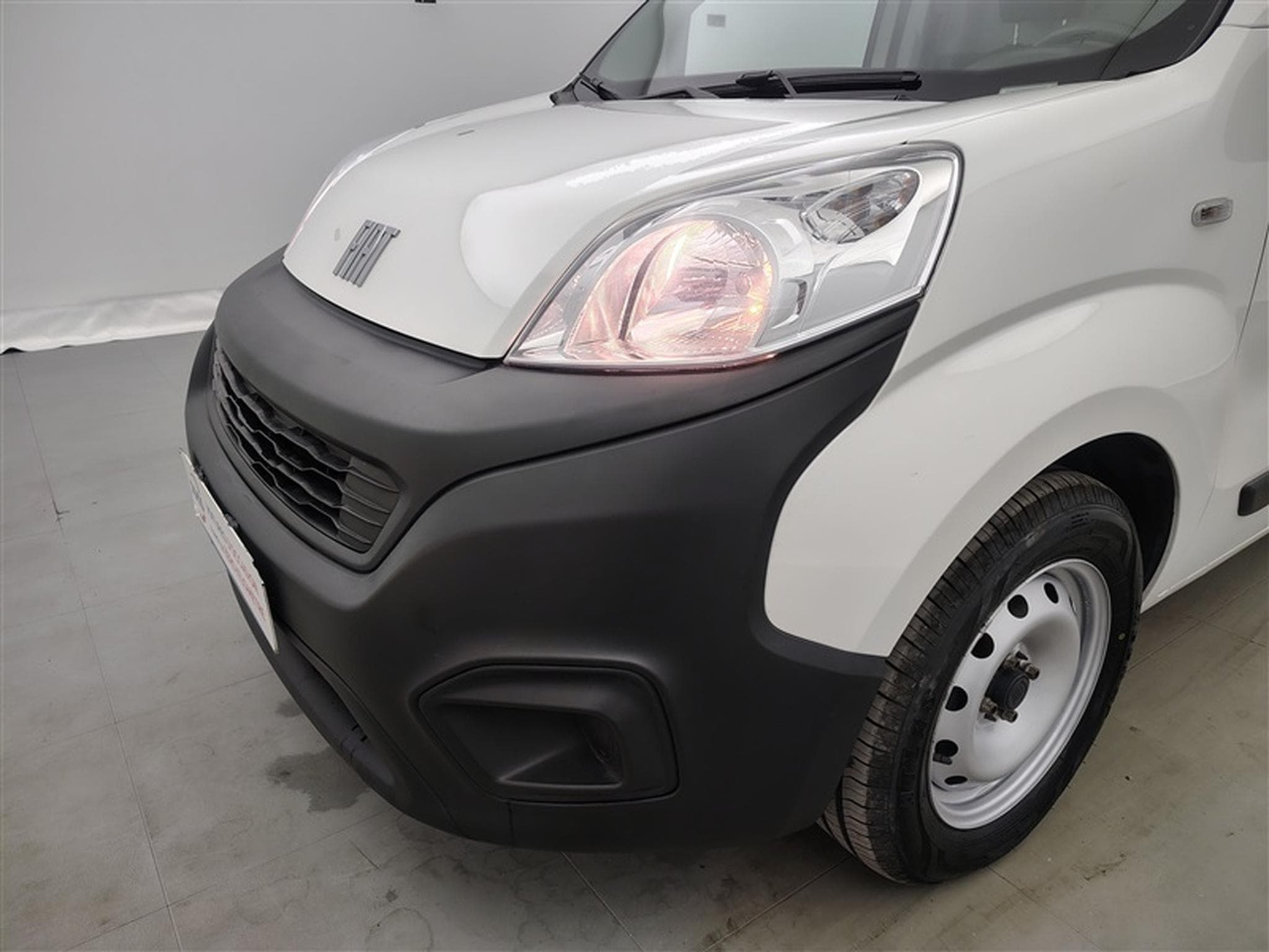 Fiat Fiorino 1.3 Multijet 95Cv Cargo CLIM (2022) - Photo 14