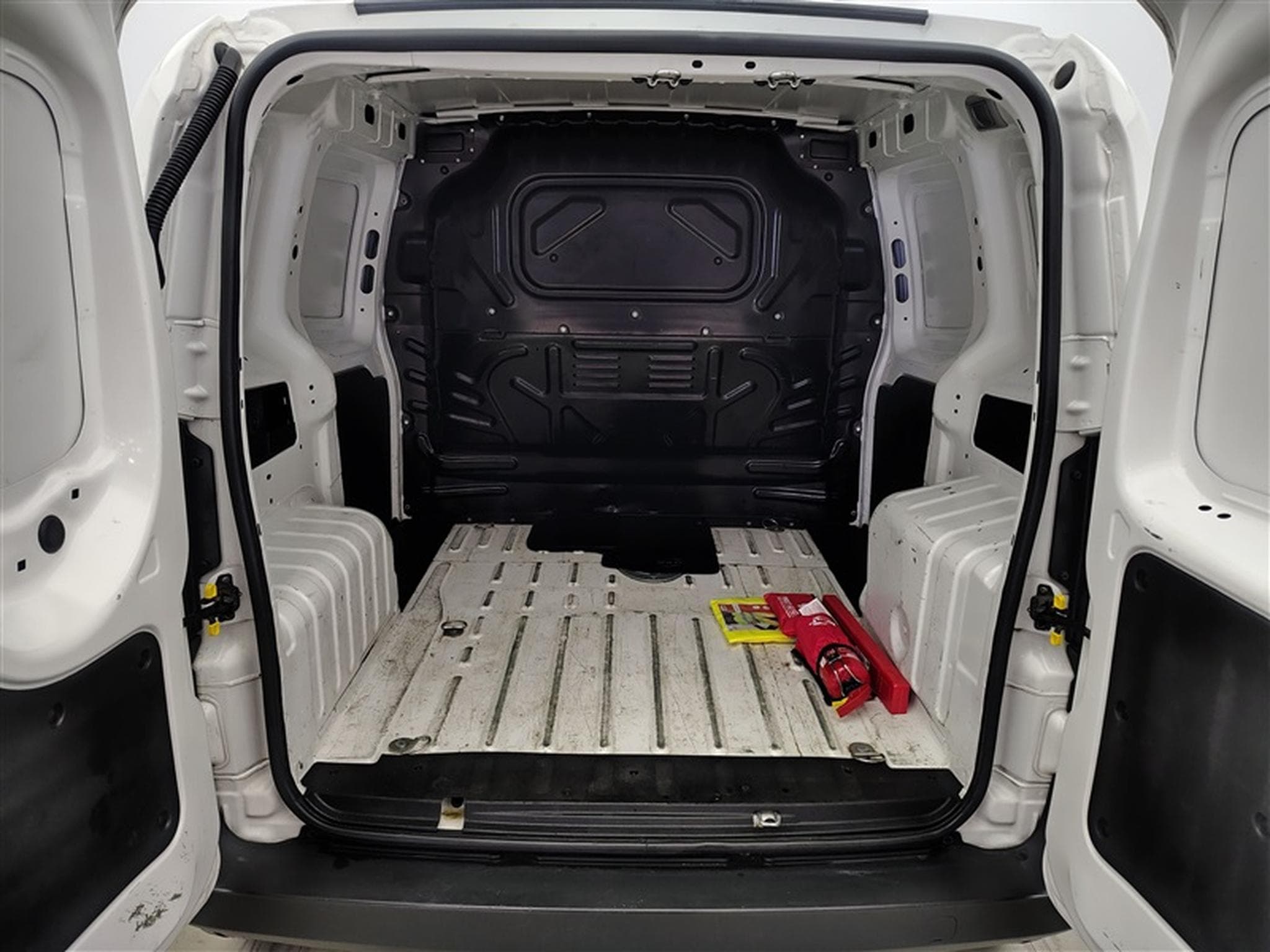 Fiat Fiorino 1.3 Multijet 95Cv Cargo CLIM (2022) - Photo 13