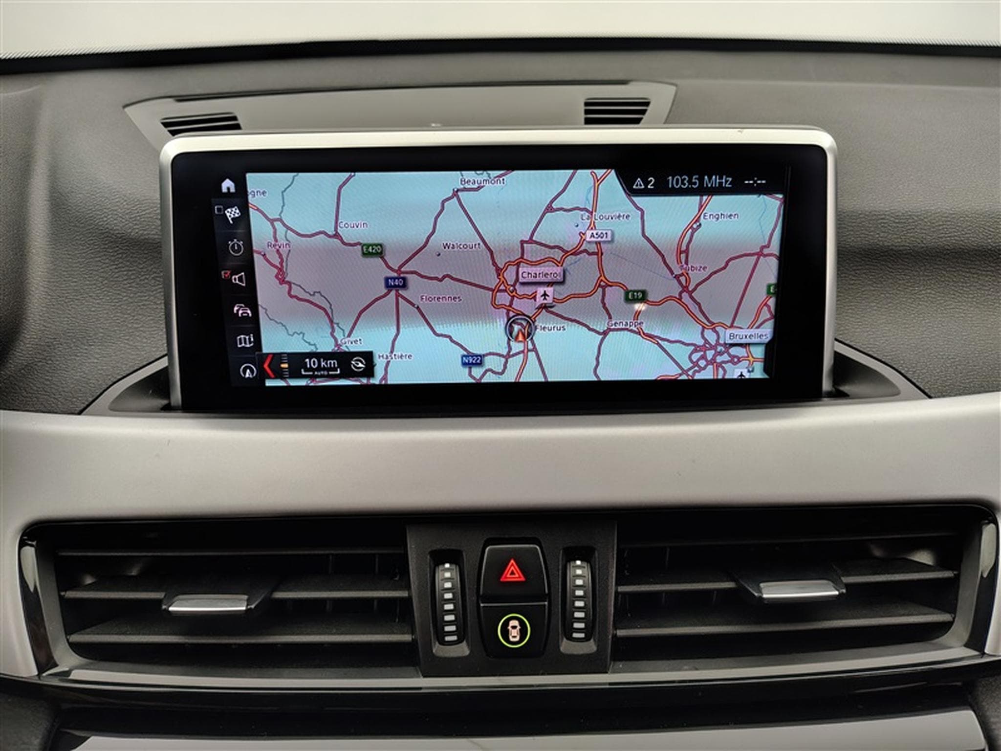 BMW X1 1.5i sDrive18 NAVIPRO / PDC AV+AR / JA 17" (2020) - Photo 11