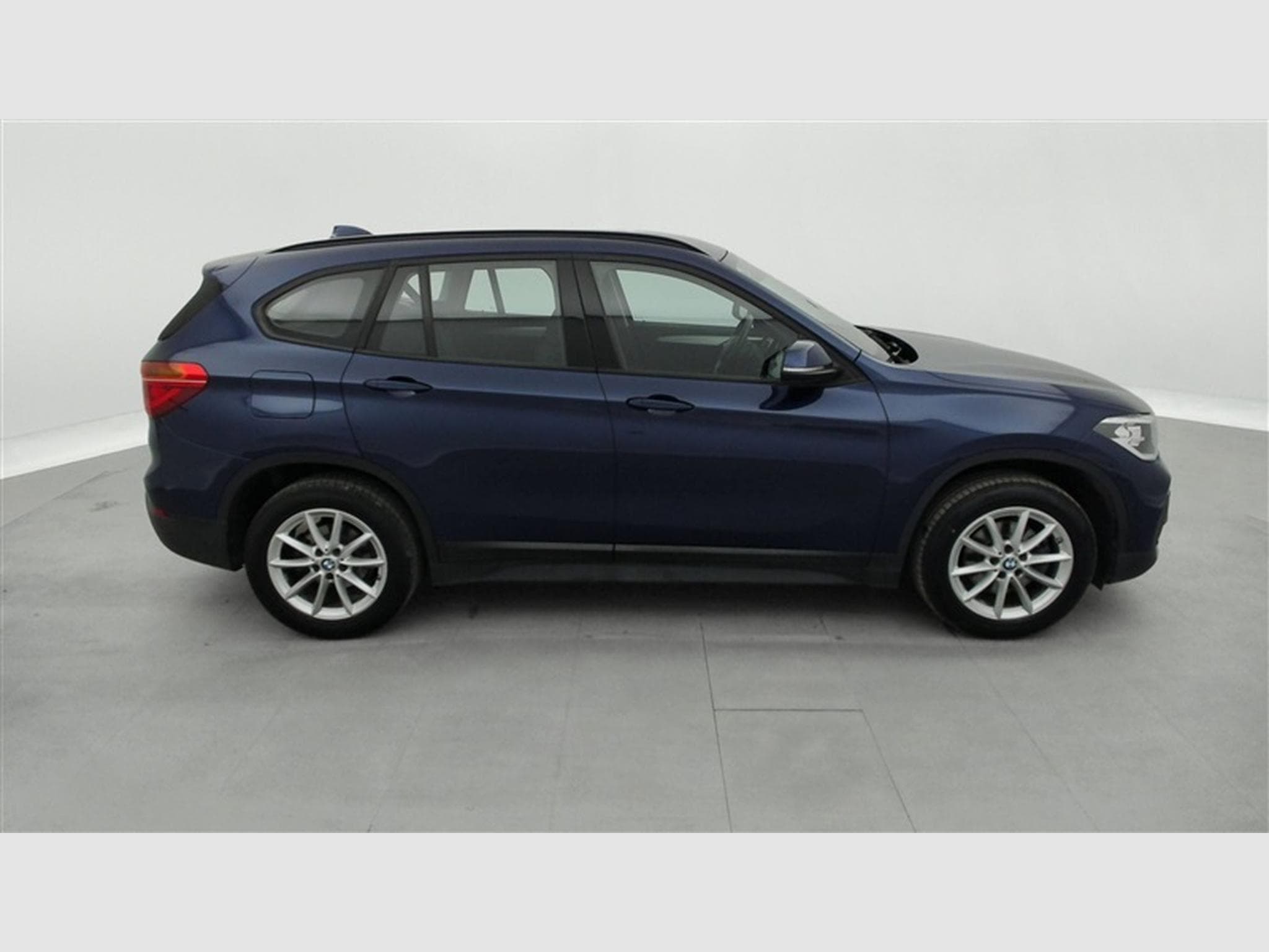 BMW X1 1.5i sDrive18 NAVIPRO / PDC AV+AR / JA 17" (2020) - Photo 25