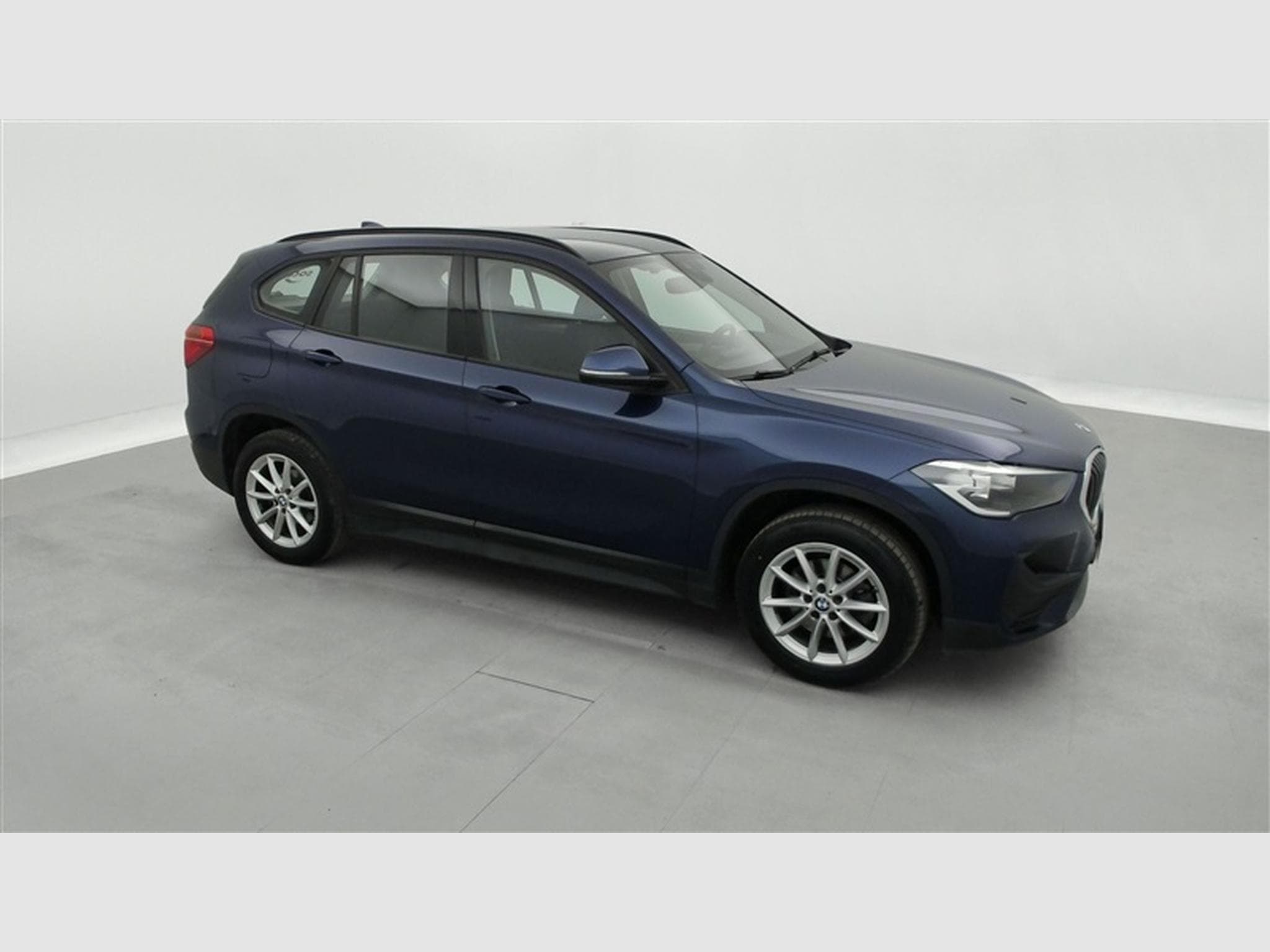 BMW X1 1.5i sDrive18 NAVIPRO / PDC AV+AR / JA 17" (2020) - Photo 24