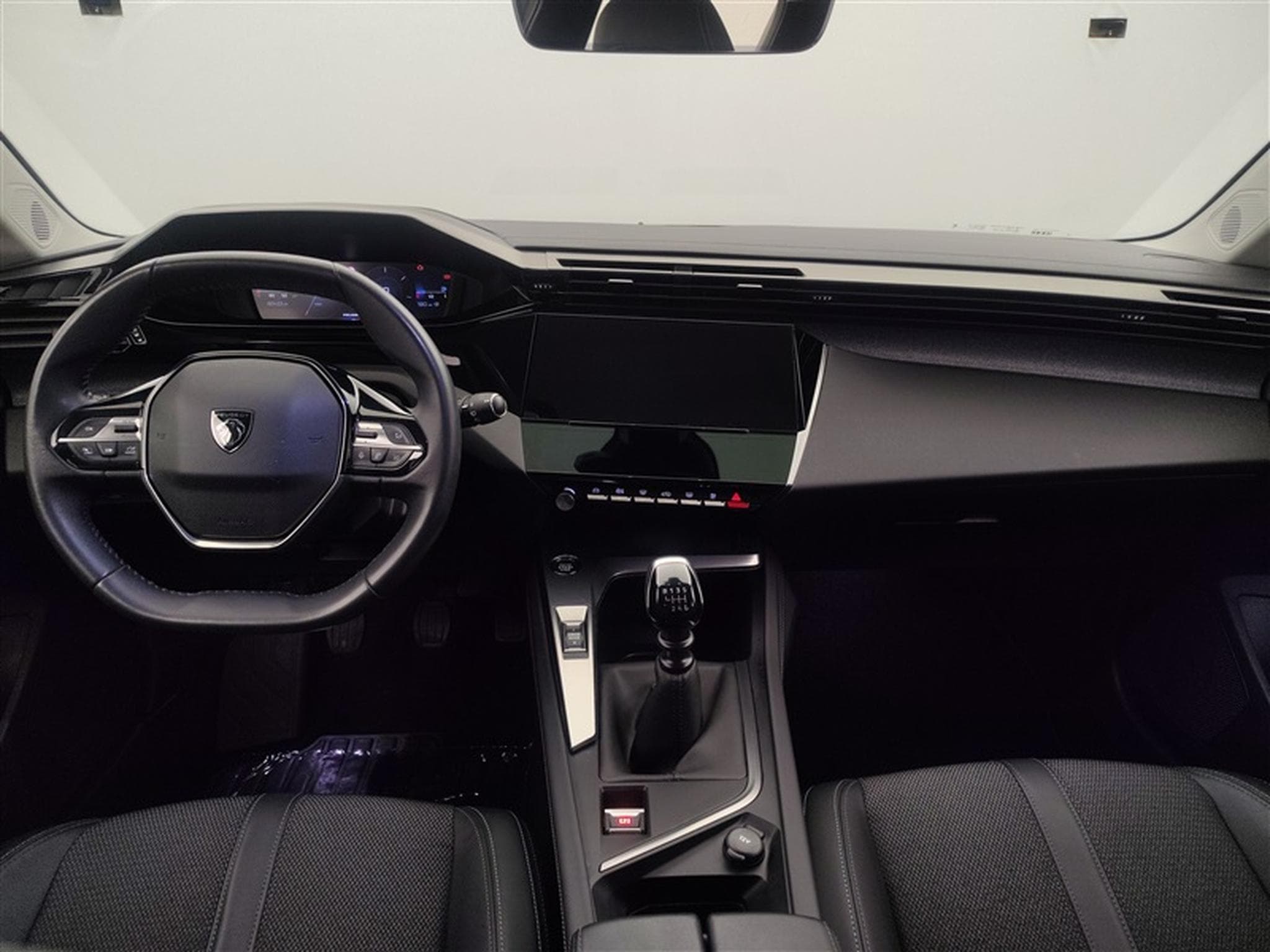 Peugeot 308 1.2 PureTech Allure S&S (EU6.4) (2022) - Photo 8