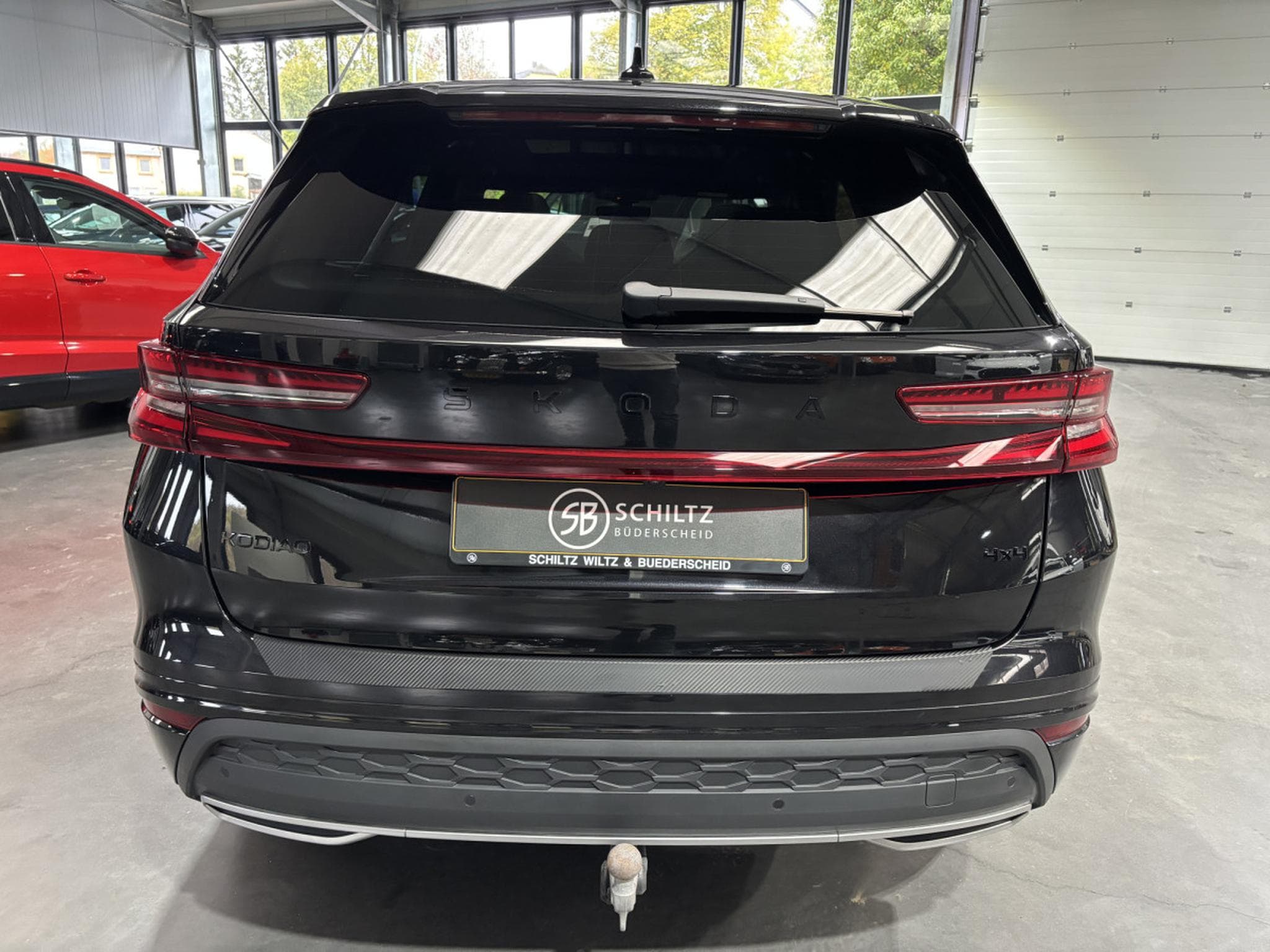 Skoda Kodiaq 2.0 TDI SPORT LINE 4x4 7Places (2025) - Foto 4