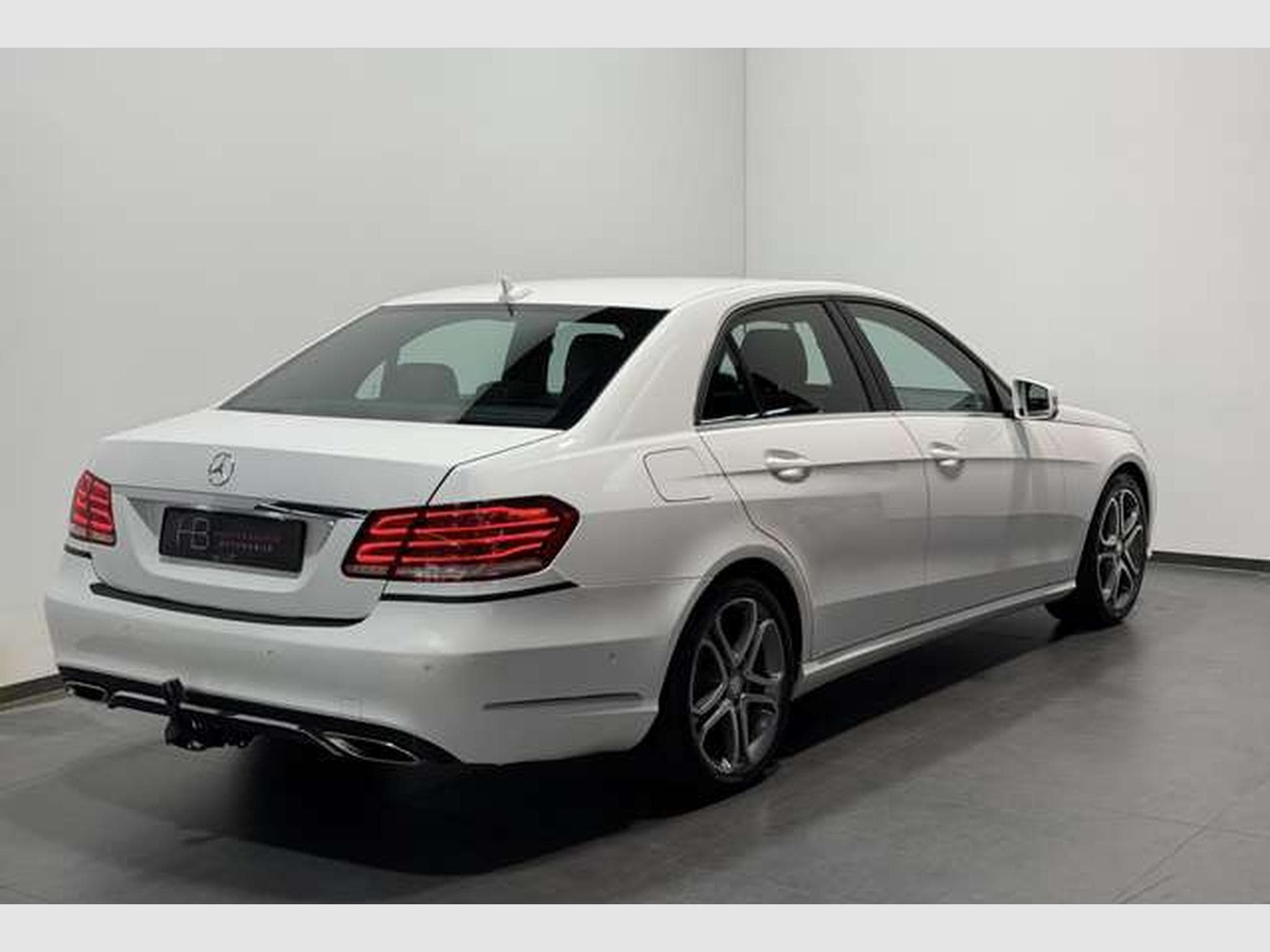 Mercedes E 220 CDI Limousine BlueEfficiency *SHZ*LED*Navi (2014) - Photo 5