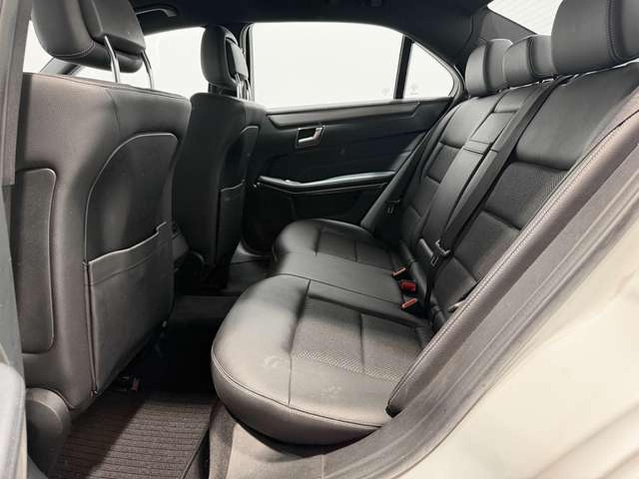 Mercedes E 220 CDI Limousine BlueEfficiency *SHZ*LED*Navi (2014) - Photo 14