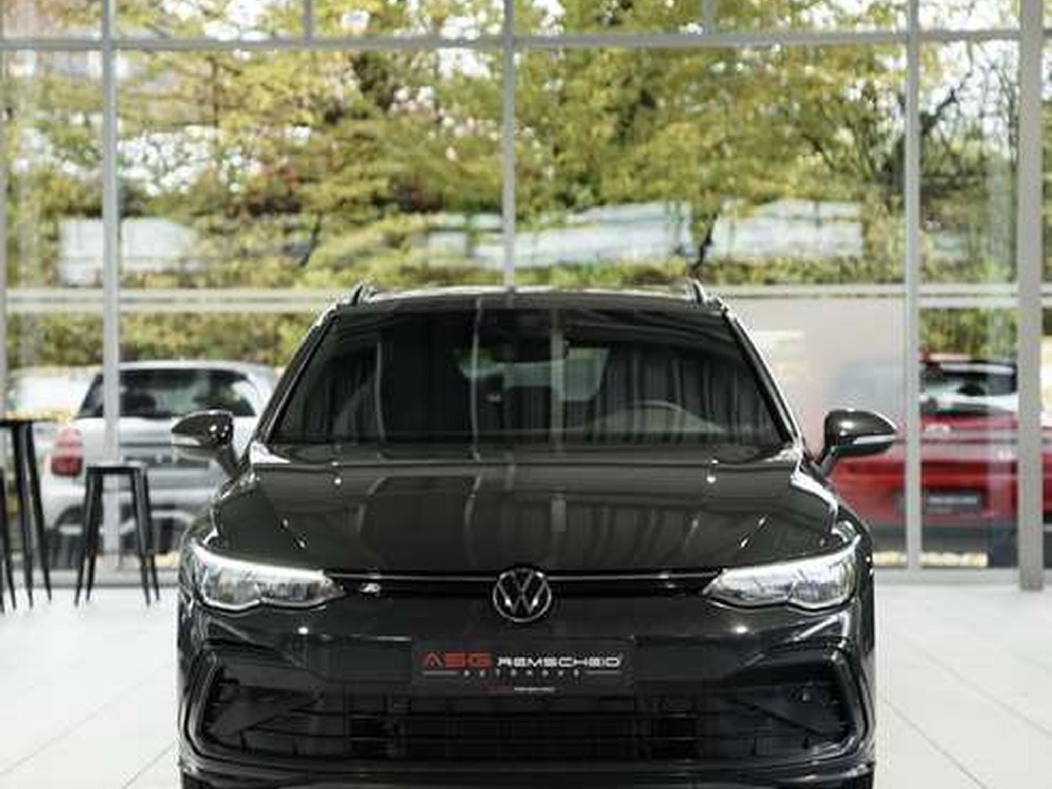 VW Golf VIII Variant R-Line 1.H *MwSt. *SHZ *Touch (2022) - Photo 2