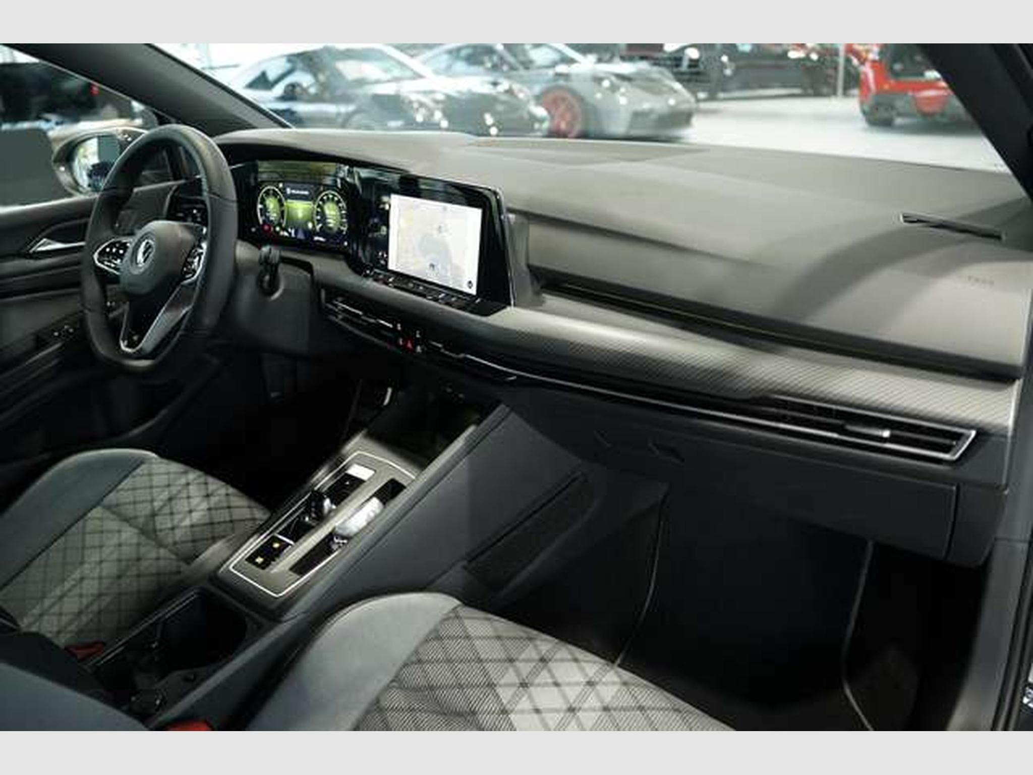 VW Golf VIII Variant R-Line 1.H *MwSt. *SHZ *Touch (2022) - Photo 14