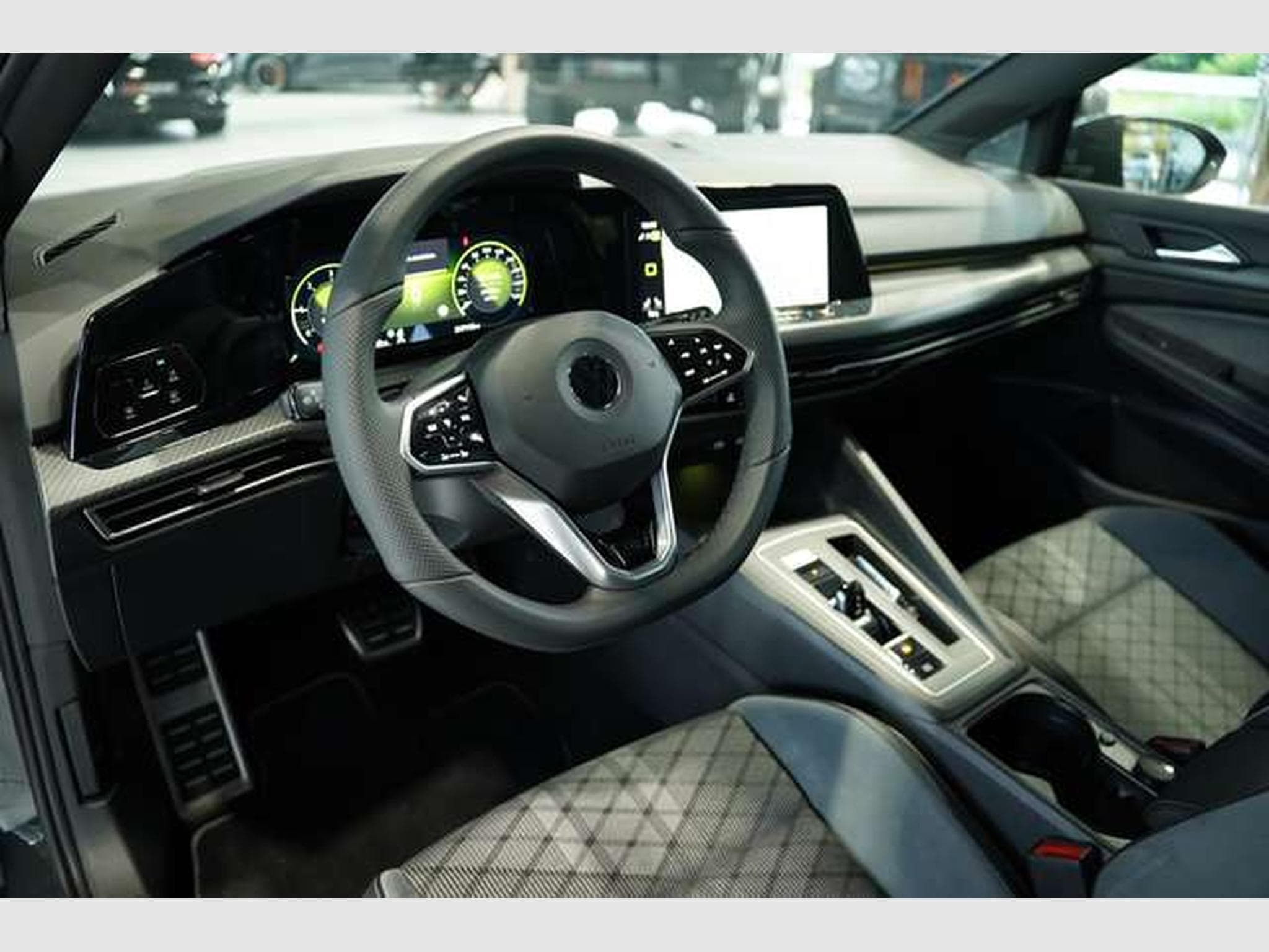 VW Golf VIII Variant R-Line 1.H *MwSt. *SHZ *Touch (2022) - Photo 23