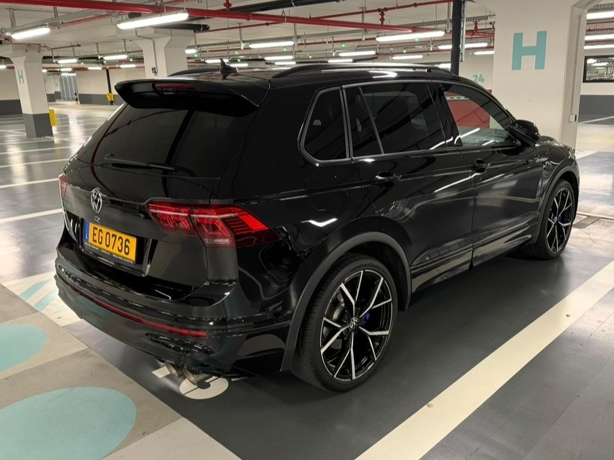 VW Tiguan R (2023) - Photo 2