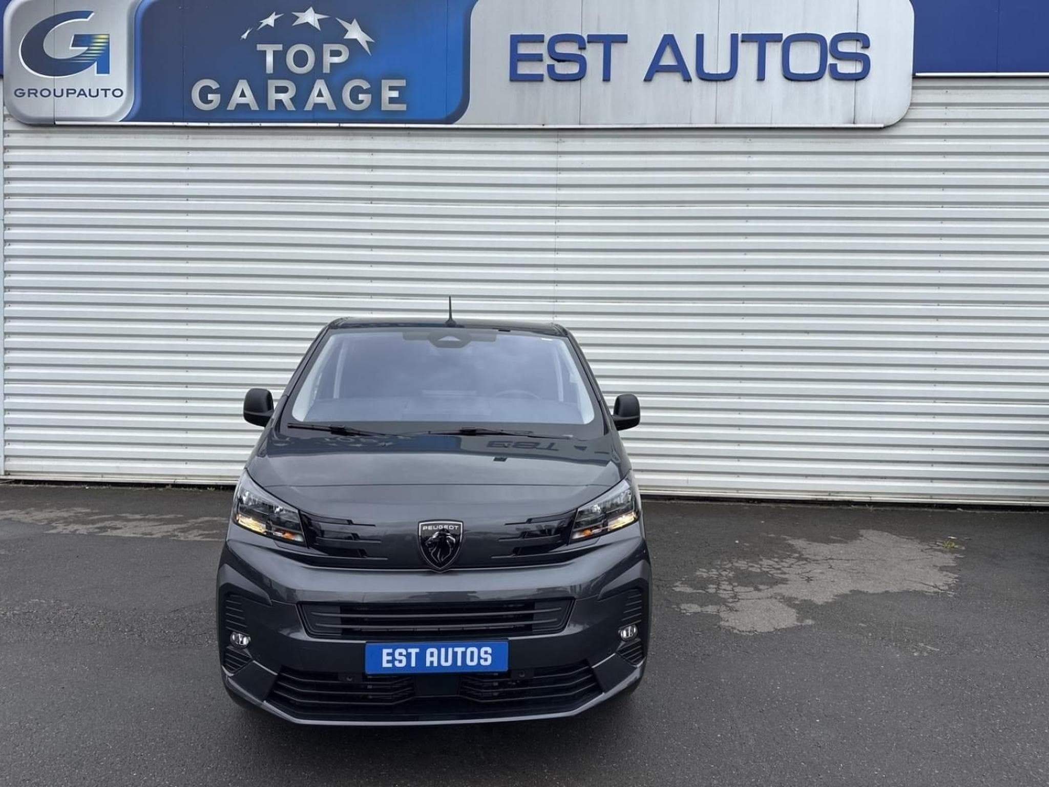 Peugeot Expert XL 2.2 Diesel 180ch Cabine Approfondie Fixe automatique (2026) - Photo 3