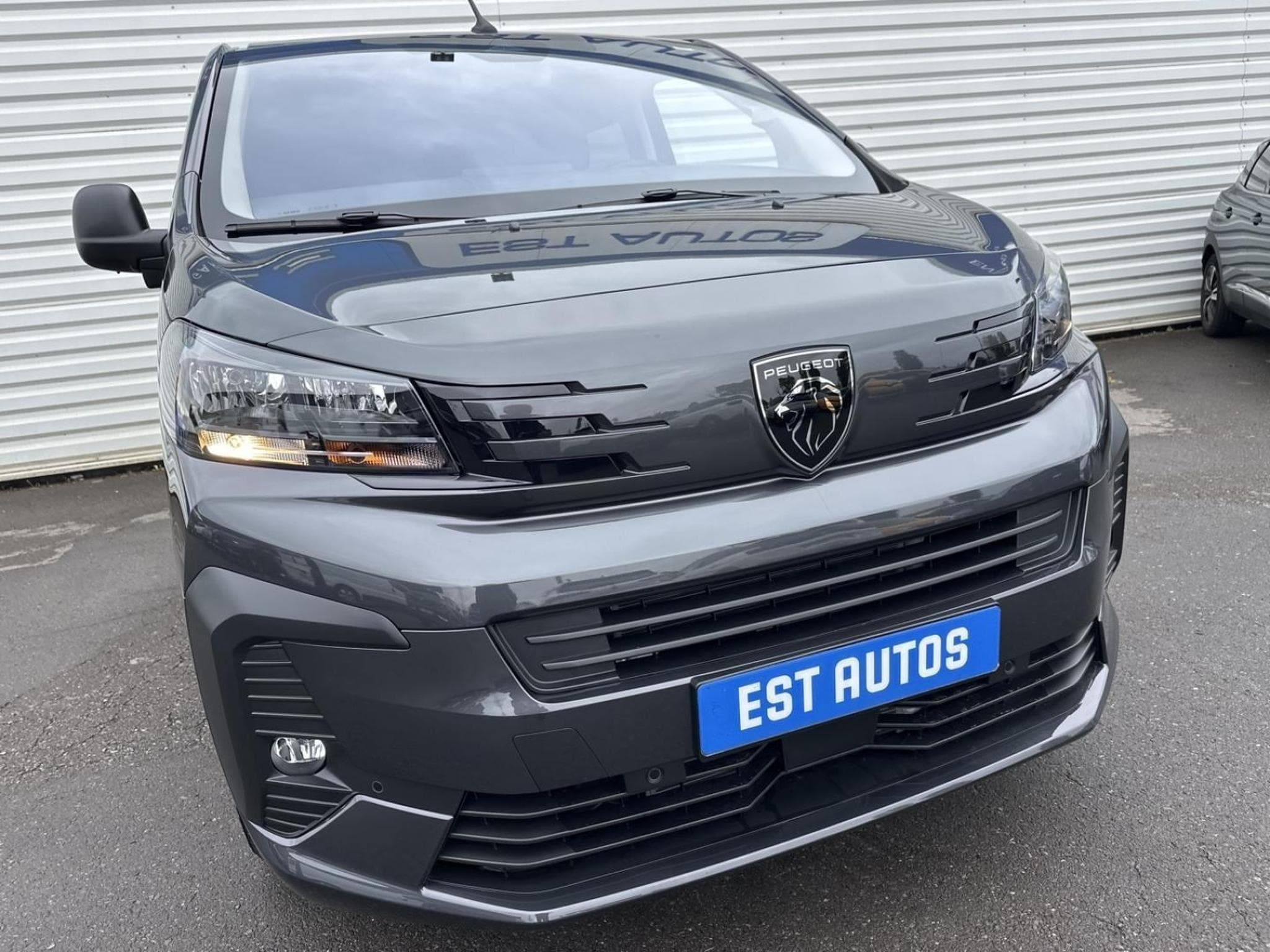 Peugeot Expert XL 2.2 Diesel 180ch Cabine Approfondie Fixe automatique (2026) - Photo 4