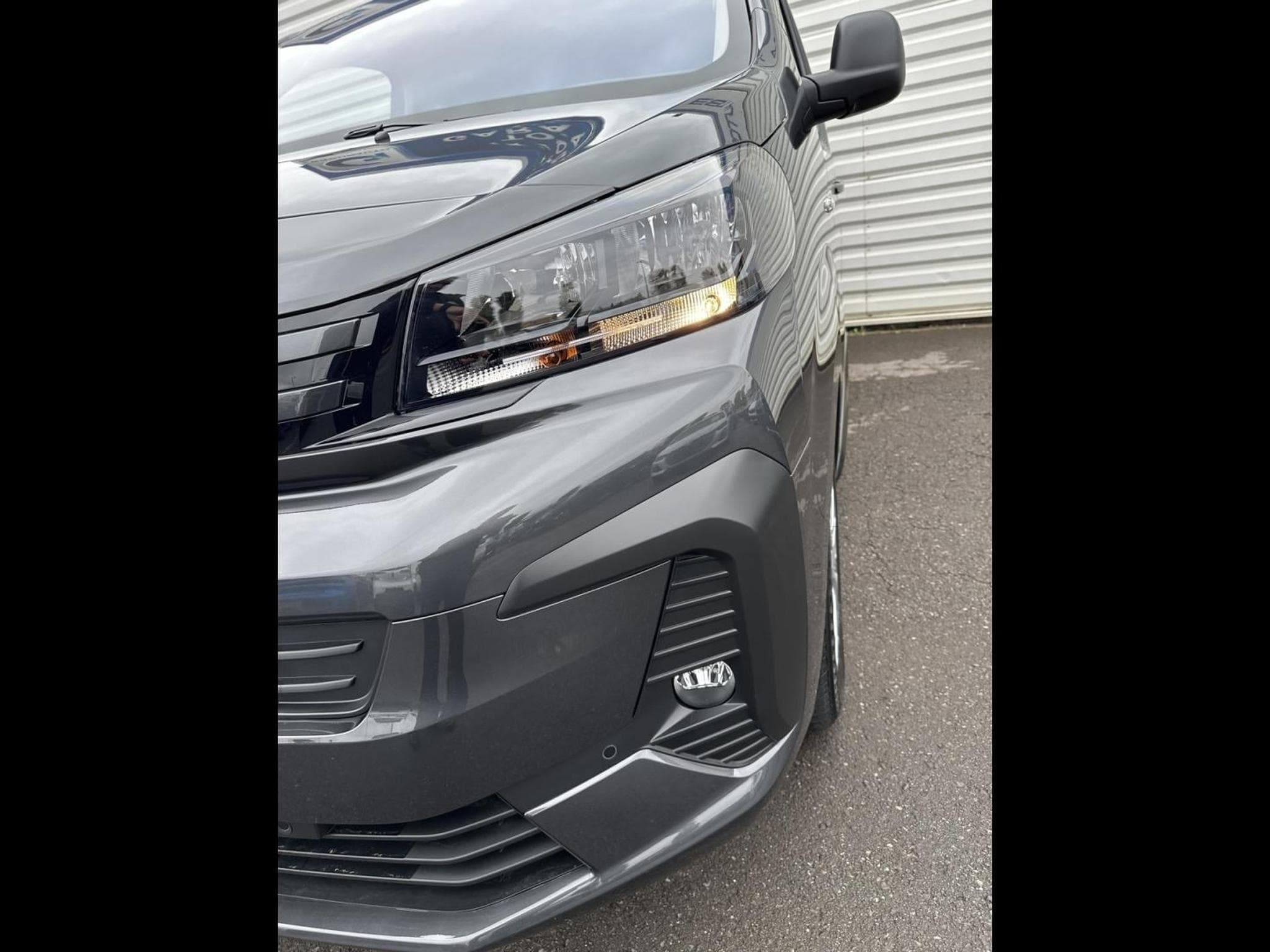 Peugeot Expert XL 2.2 Diesel 180ch Cabine Approfondie Fixe automatique (2026) - Photo 14