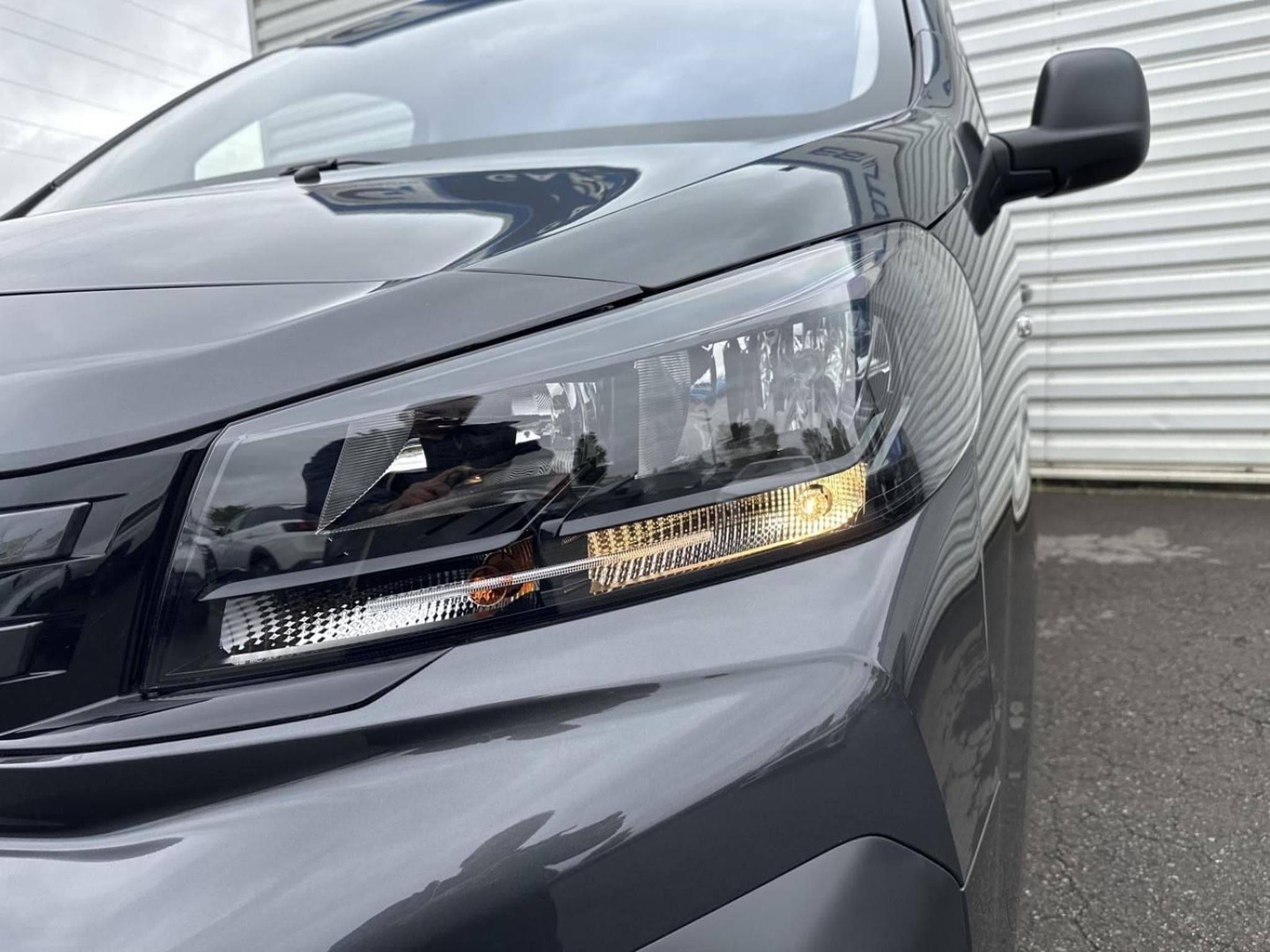 Peugeot Expert XL 2.2 Diesel 180ch Cabine Approfondie Fixe automatique (2026) - Photo 15