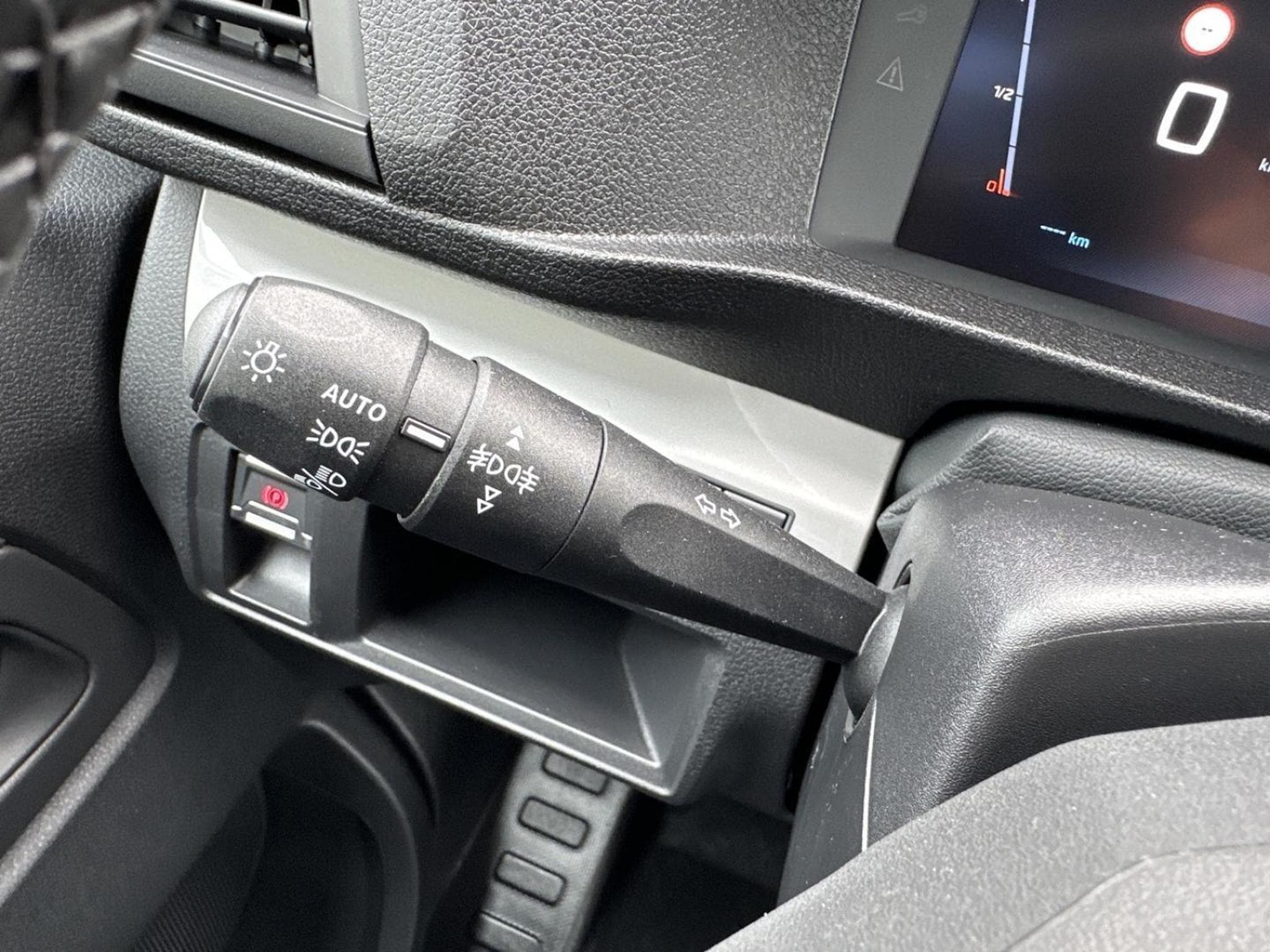 Peugeot Expert XL 2.2 Diesel 180ch Cabine Approfondie Fixe automatique (2026) - Photo 37