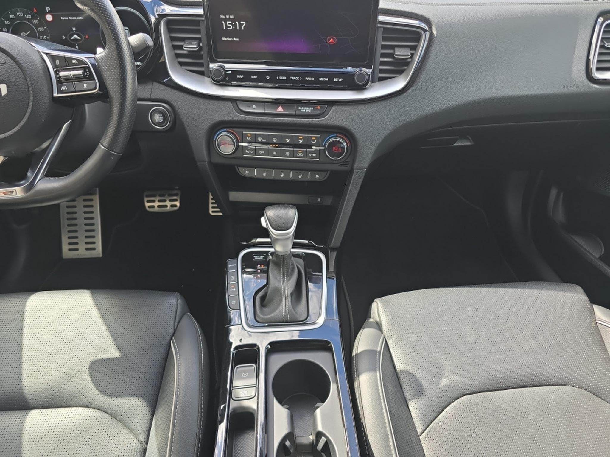 Kia XCeed GT Line 1.6T 204 DCT (2022) - Photo 15