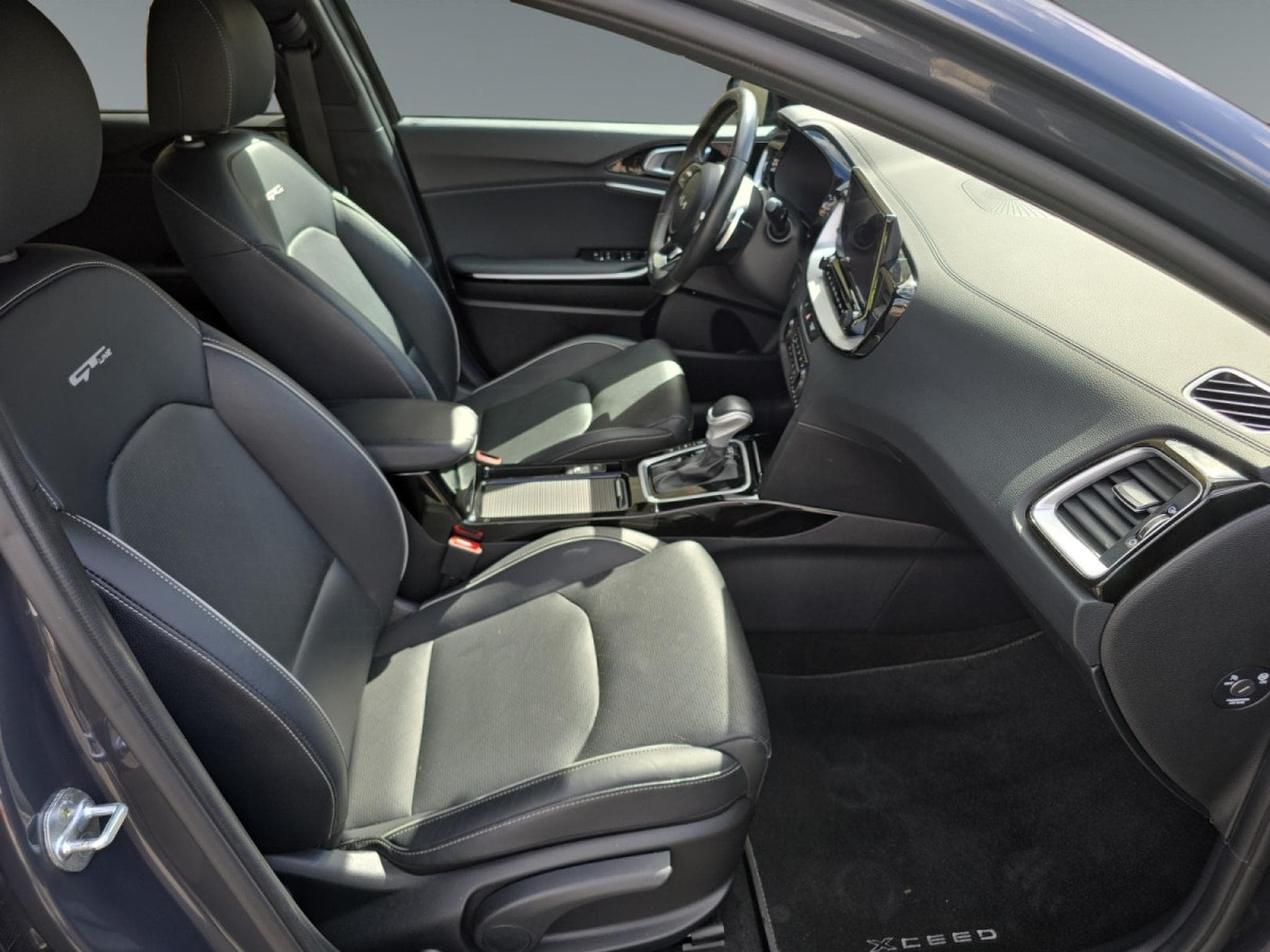 Kia XCeed GT Line 1.6T 204 DCT (2022) - Photo 17