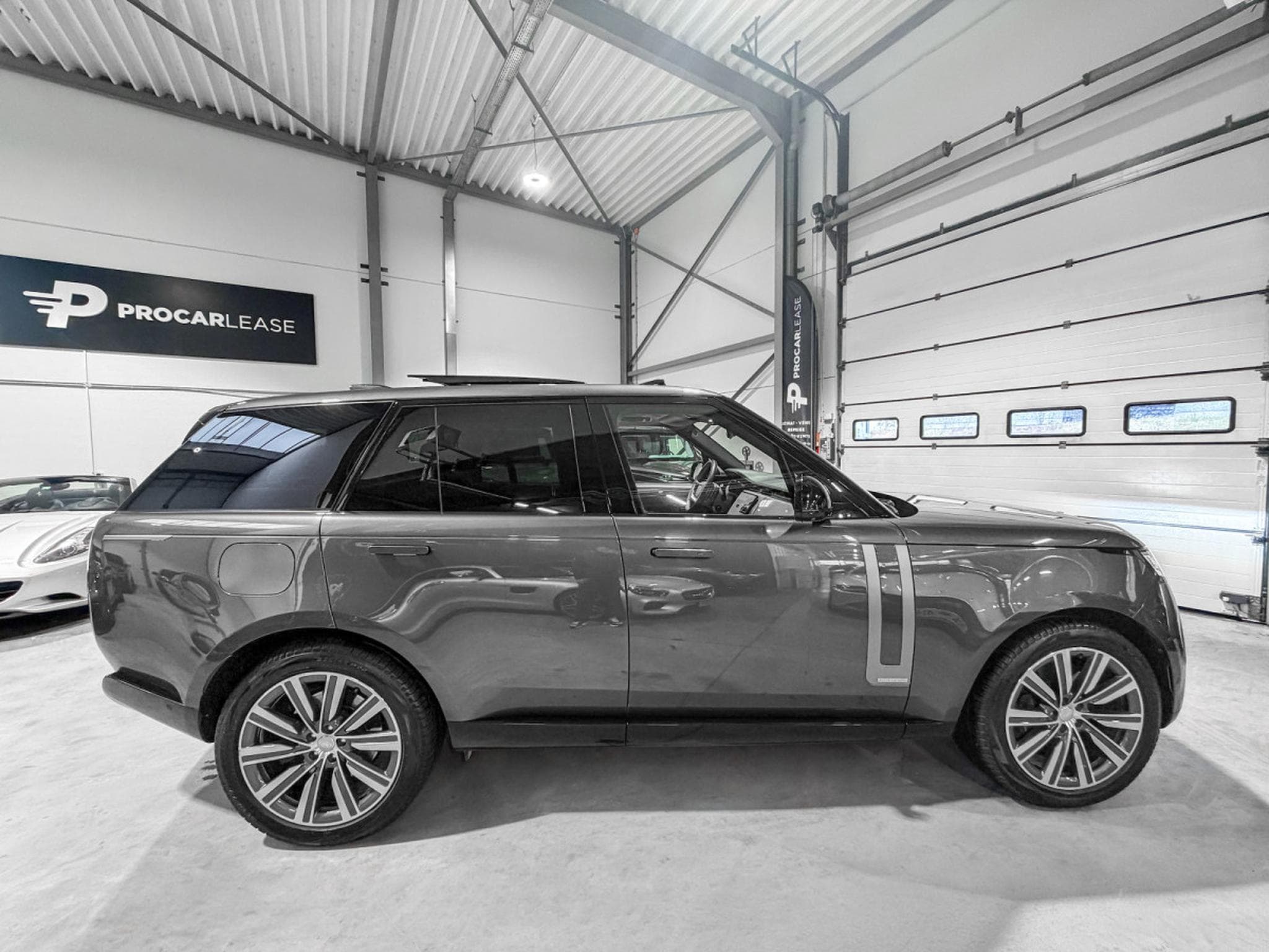 Land-Rover Range Rover Sport P530 V8 AUTOBIOGRAPHY SWB VOLL (2023) - Photo 8