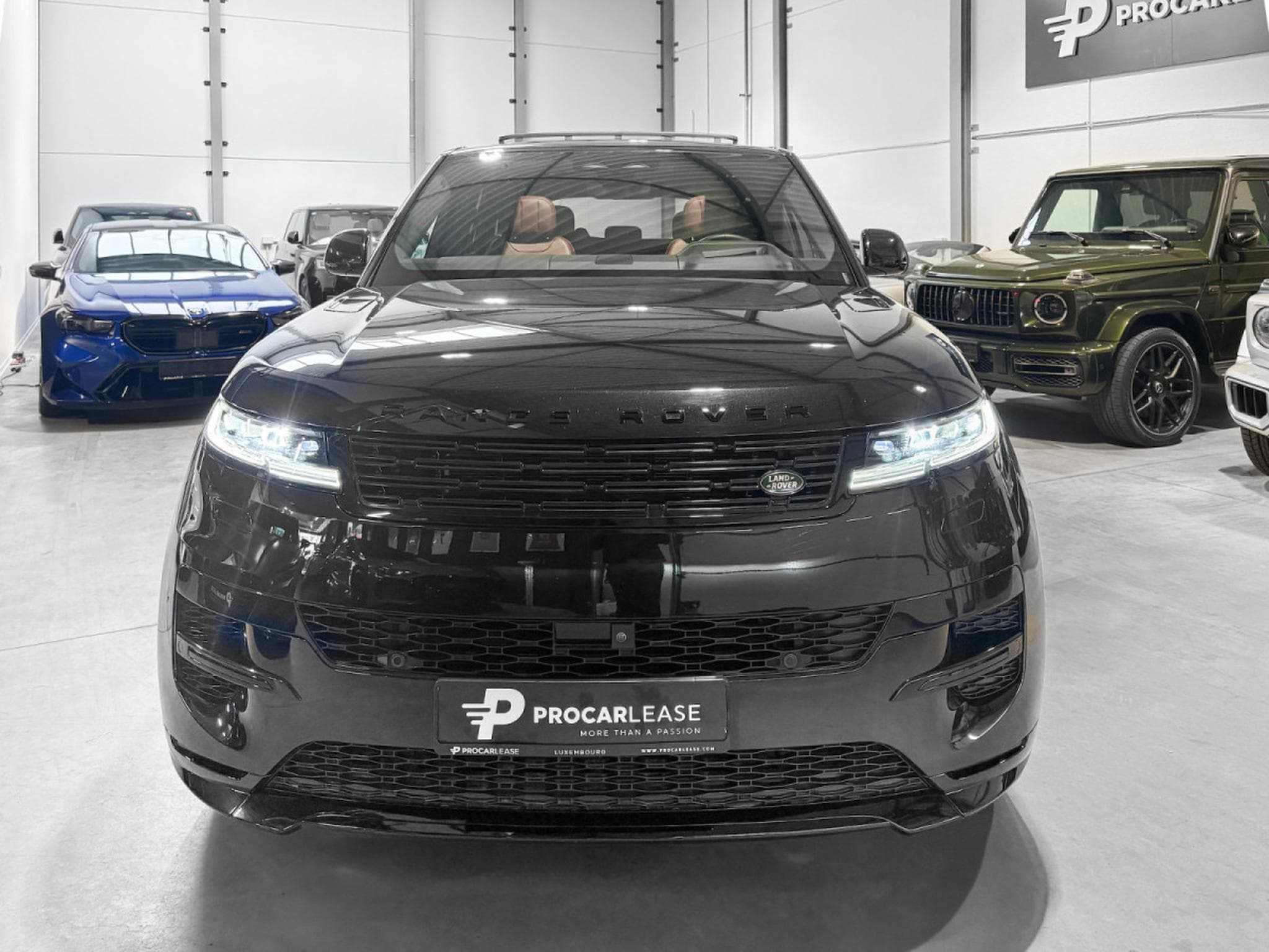Land-Rover Range Rover Sport P530 V8 AUTOBIOGRAPHY+ 4 WINTER WHEELS (2025) - Foto 3