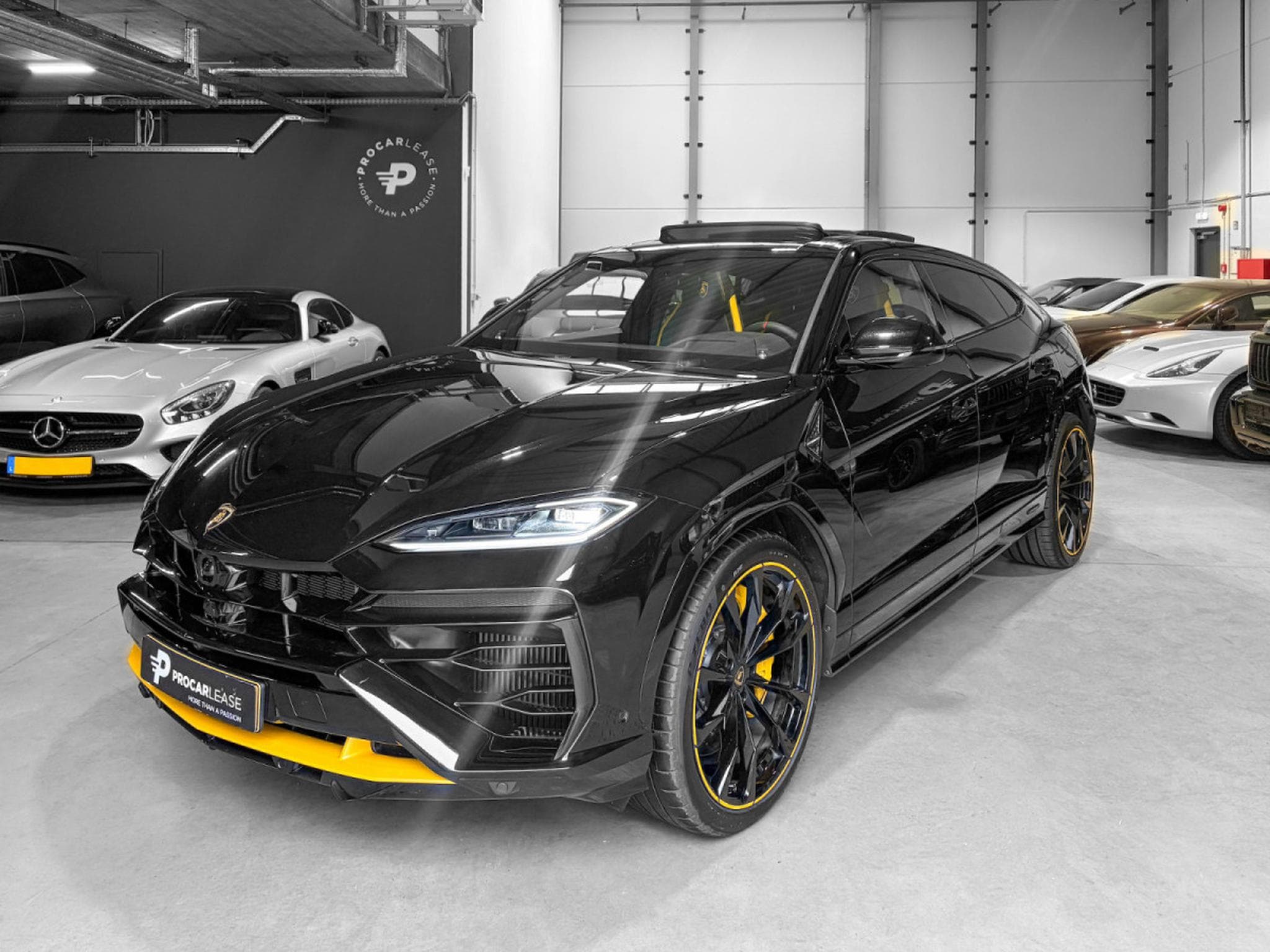Lamborghini Urus URUS SE 800cv/HUD/PANO/ACC/VOLL (2025) - Foto 1