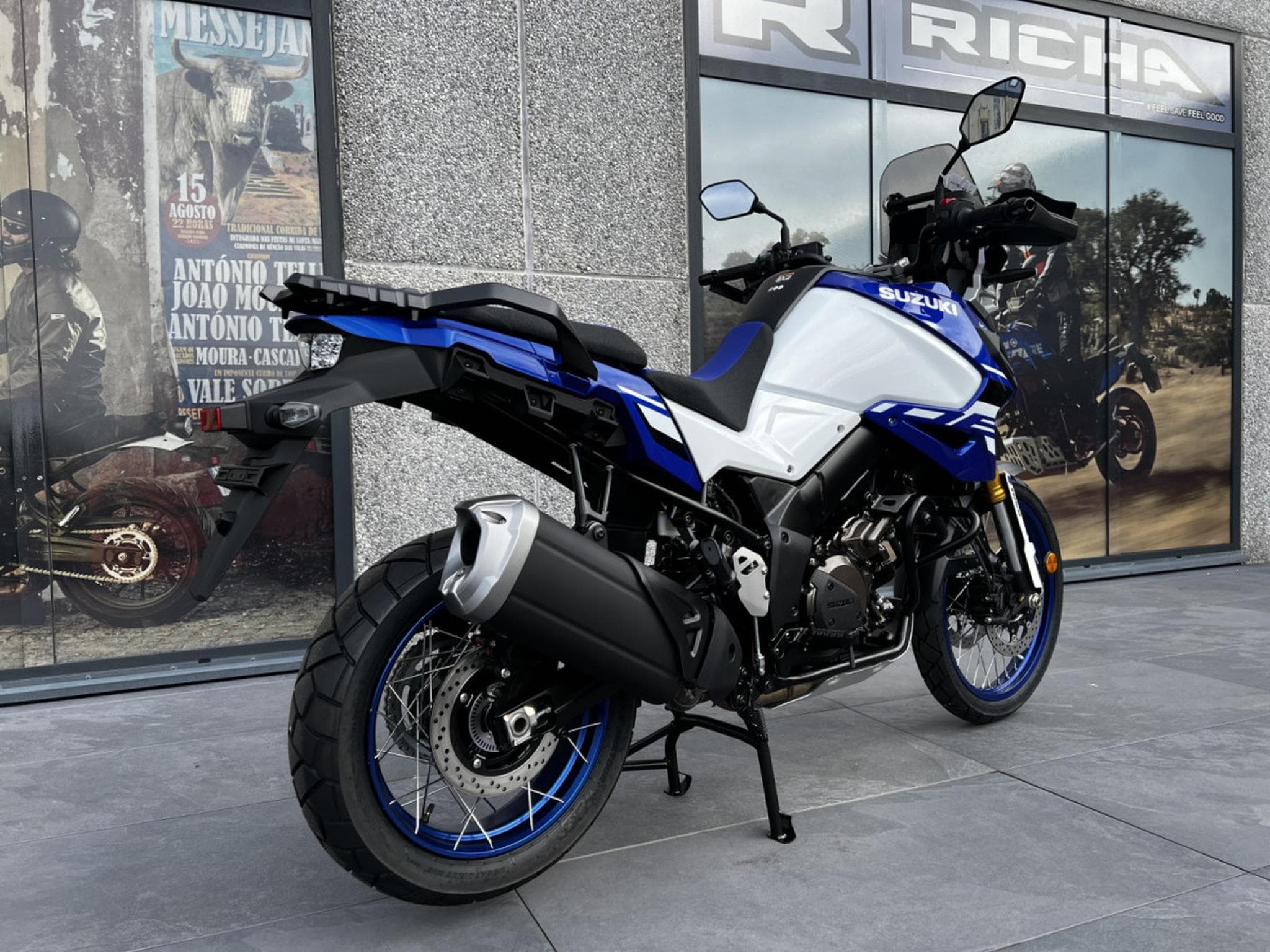 Suzuki V-Strom 1050 DE (2026) - Photo 3