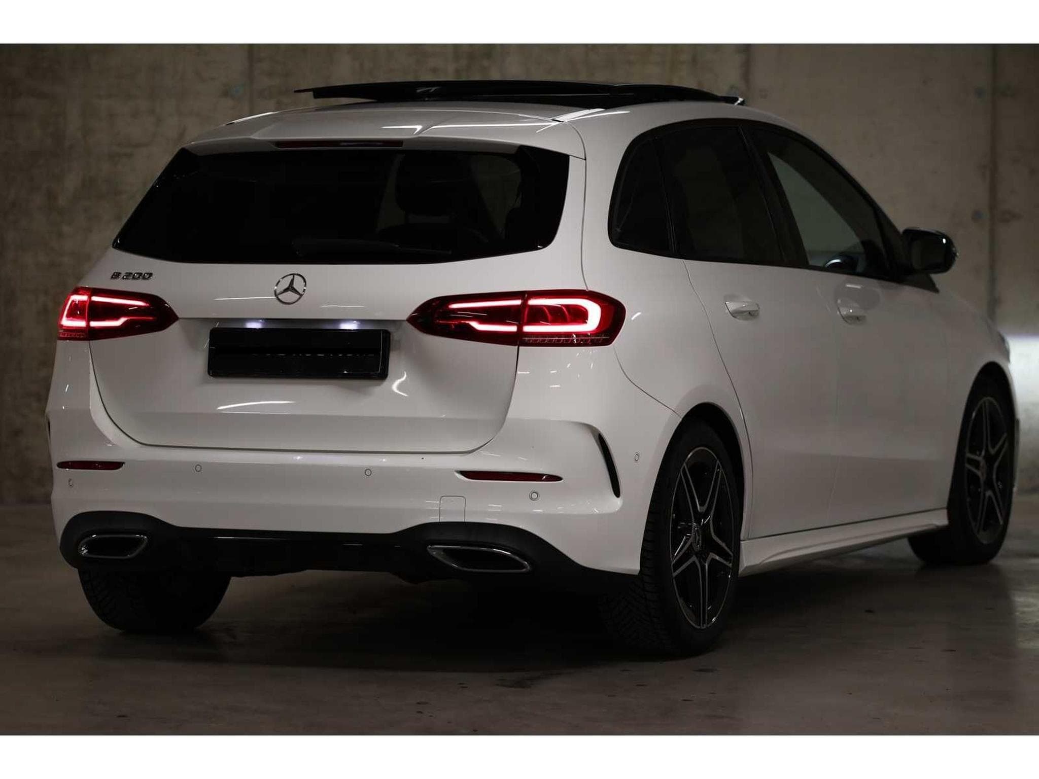 Mercedes B 200 AMG Line (2019) - Foto 10